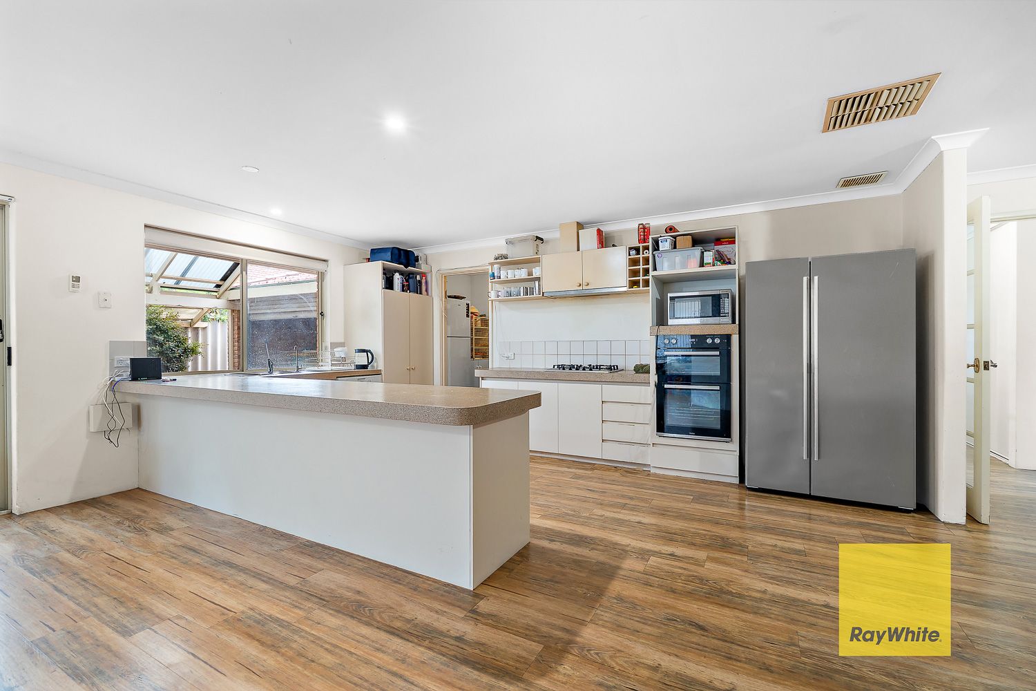 9 Goodwood Way — photo 2 of 19