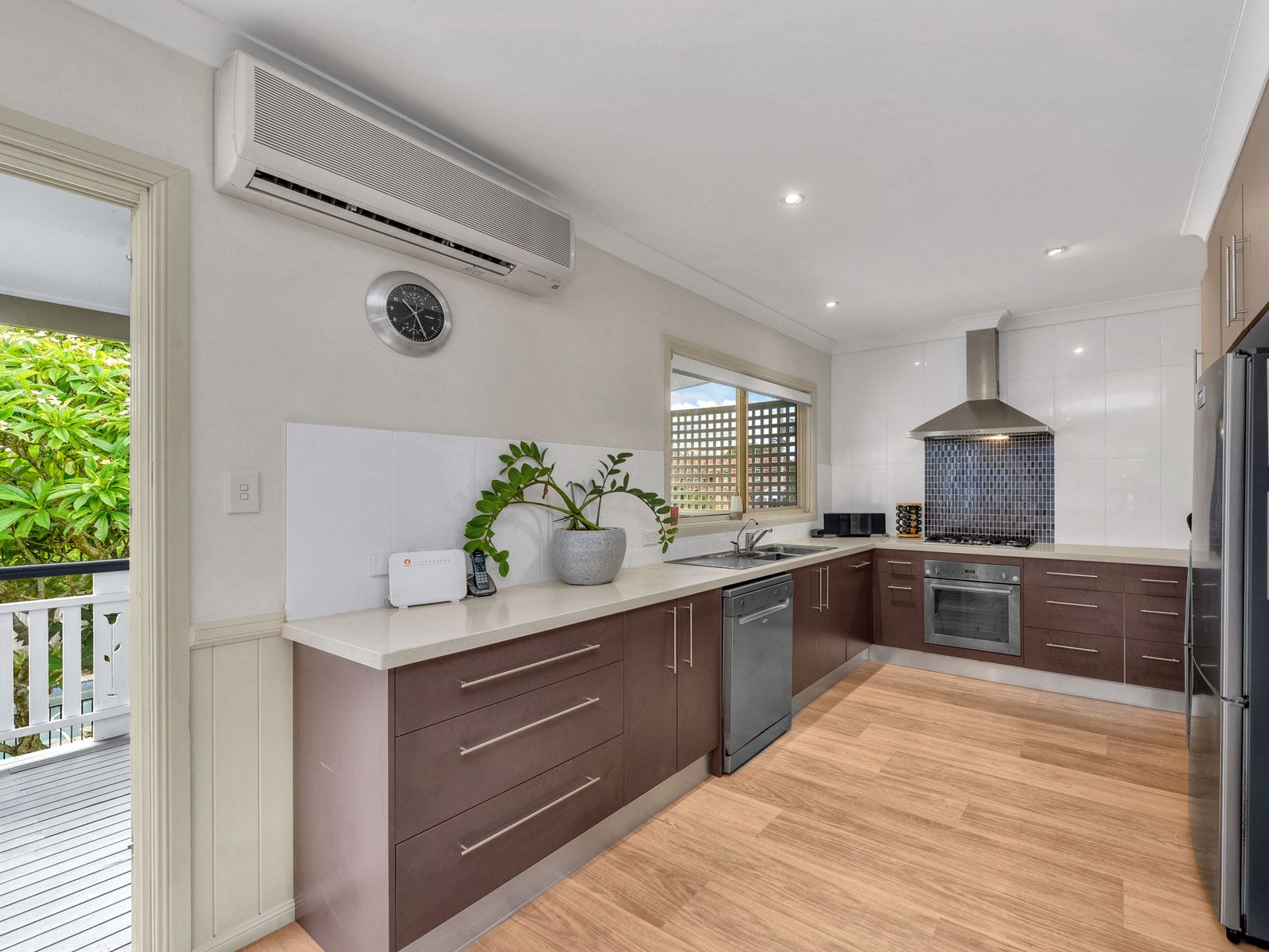 102 Central Avenue, Sherwood, QLD 4075