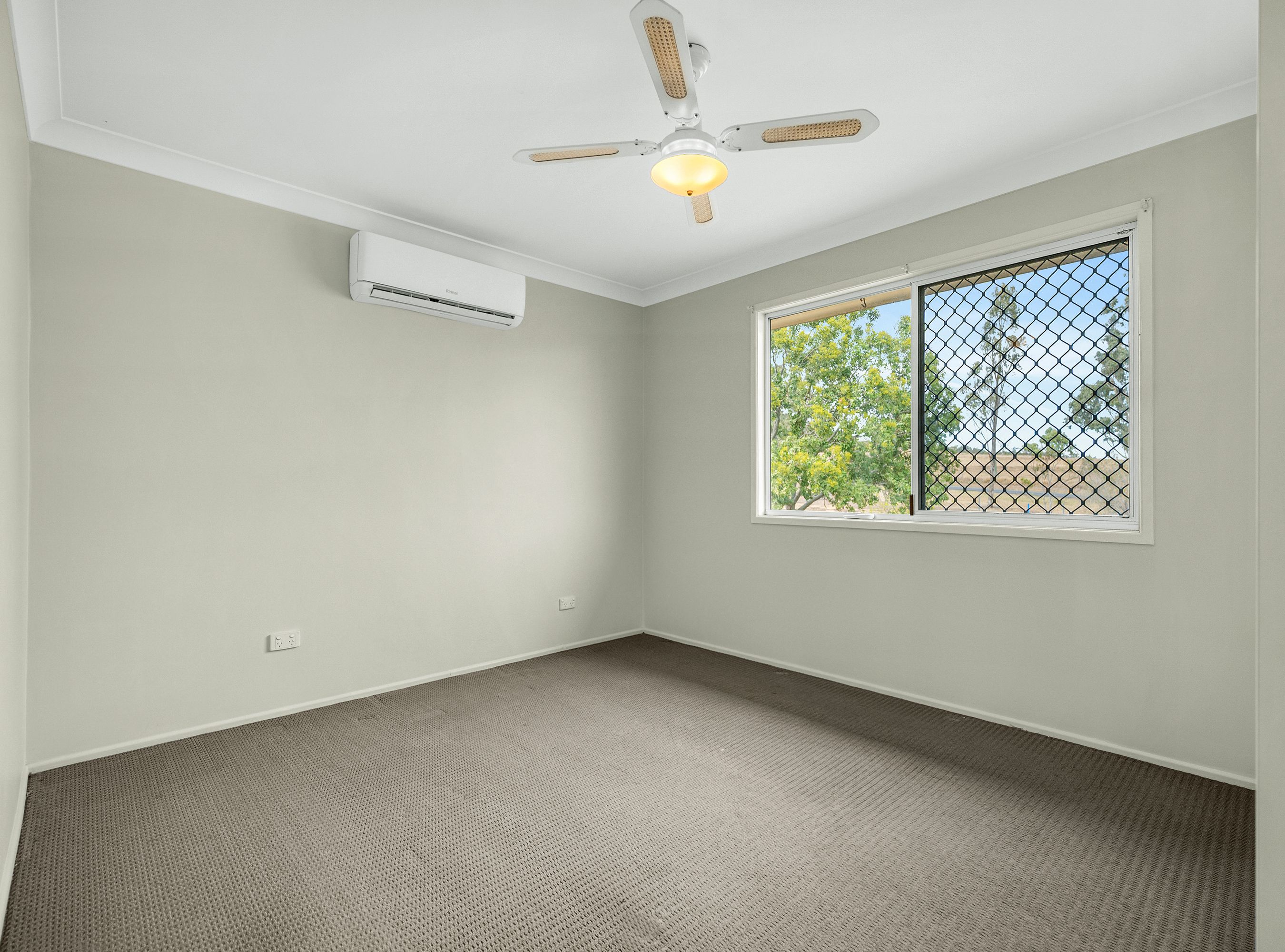 42 Goombungee Meringandan Road — photo 10 of 19
