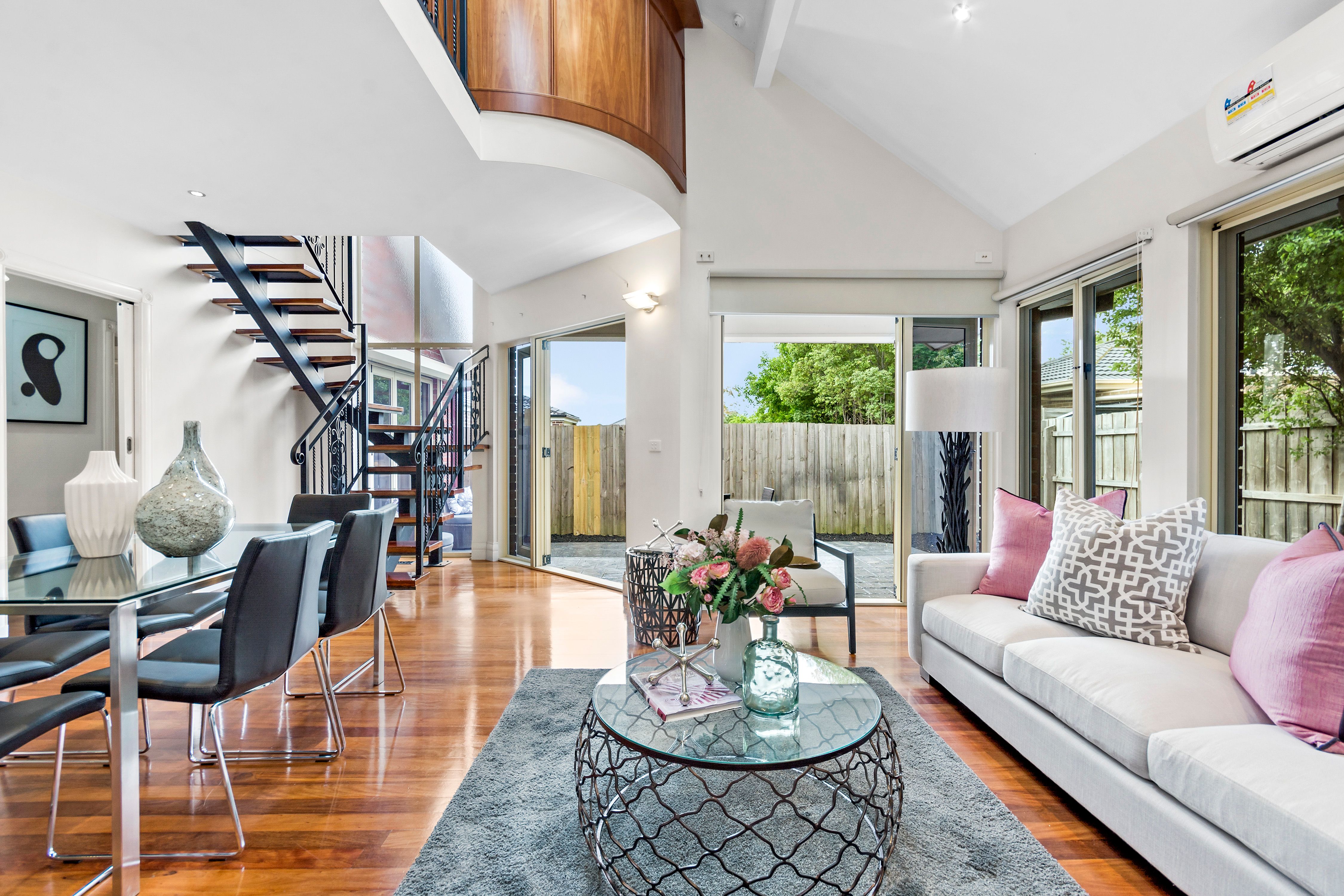 2/18 Leumear Street, Oakleigh East, VIC 3166