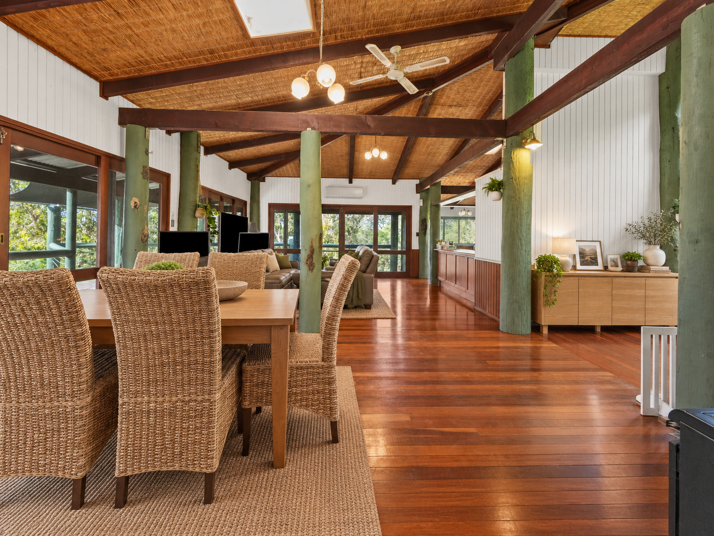 70 Mudgeeraba Road — photo 4 of 30