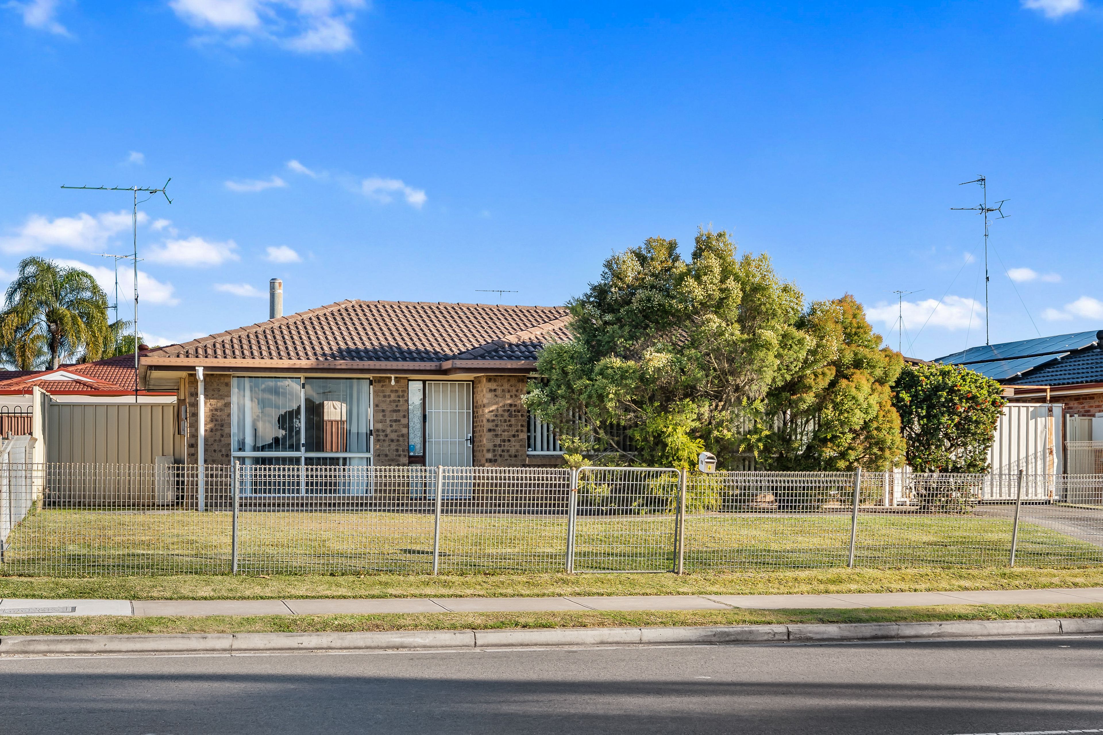 4 Sunflower Drive, Claremont Meadows, NSW 2747