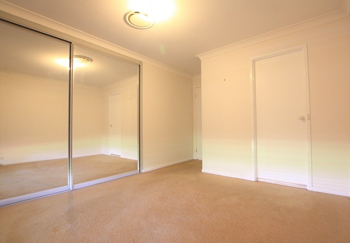 99 Paddymiller Avenue, Currans Hill, NSW 2567