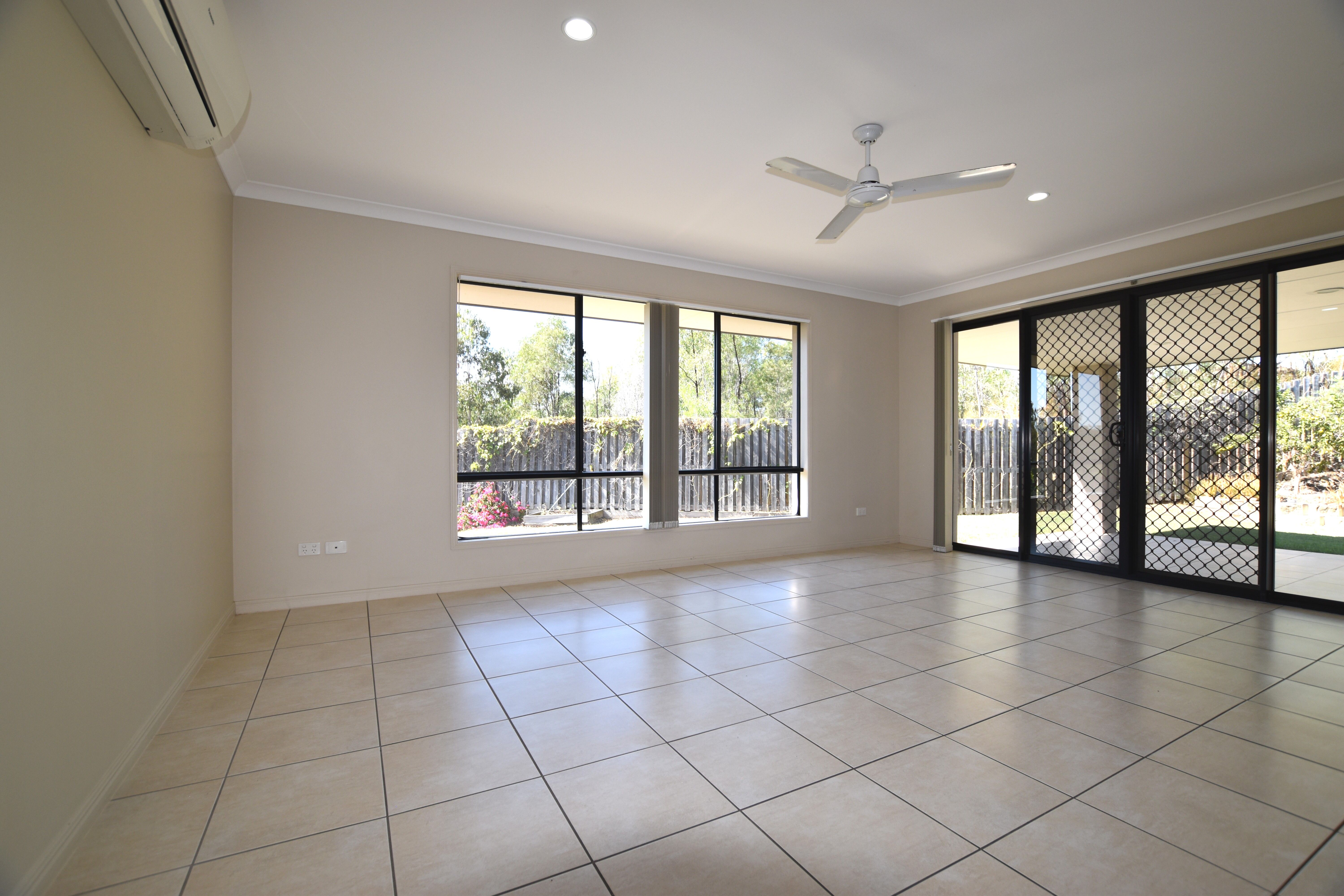 8 Petecost Close, Glen Eden, QLD 4680