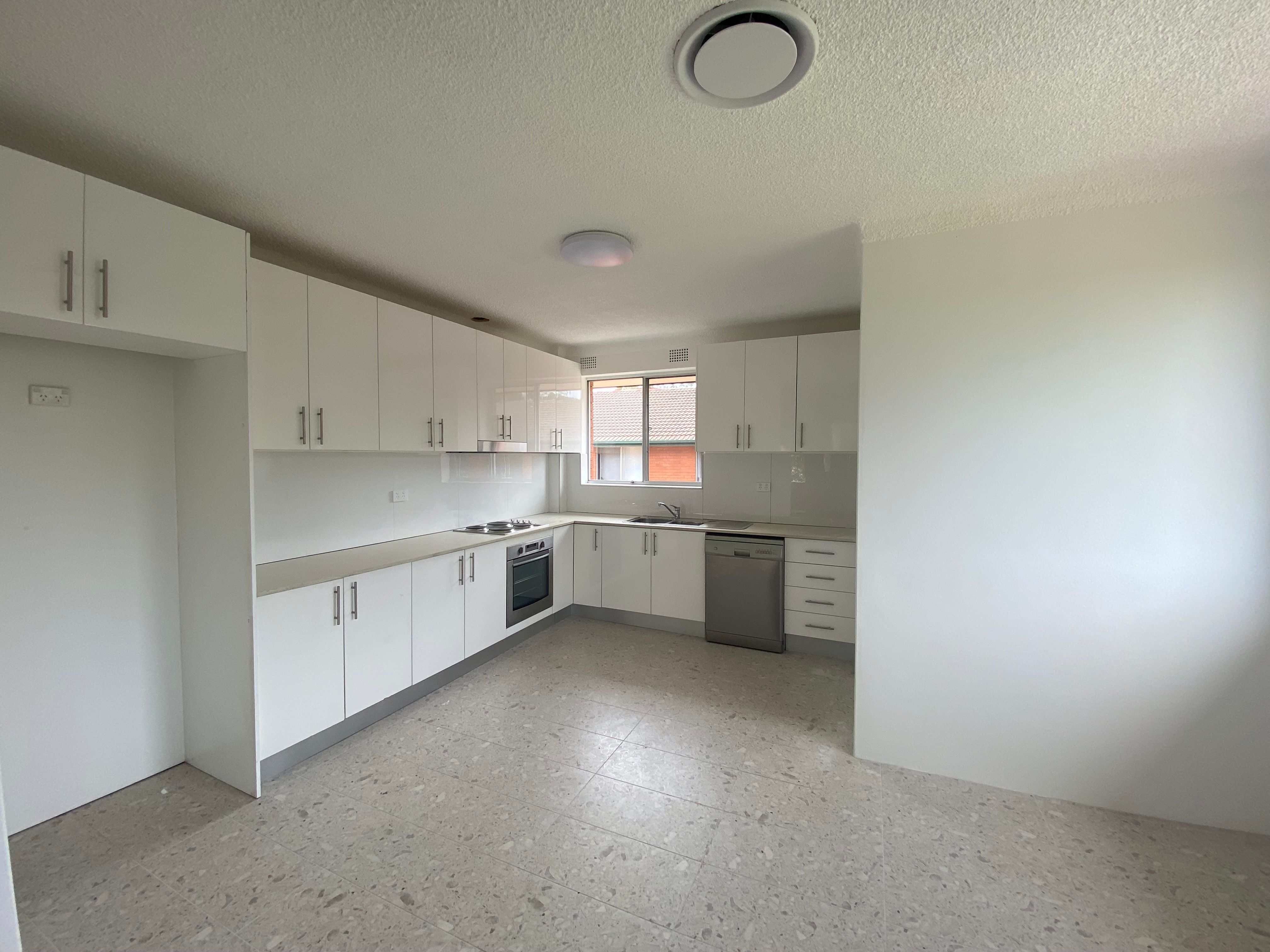 12/170 Sandal Crescent, Carramar, NSW 2163