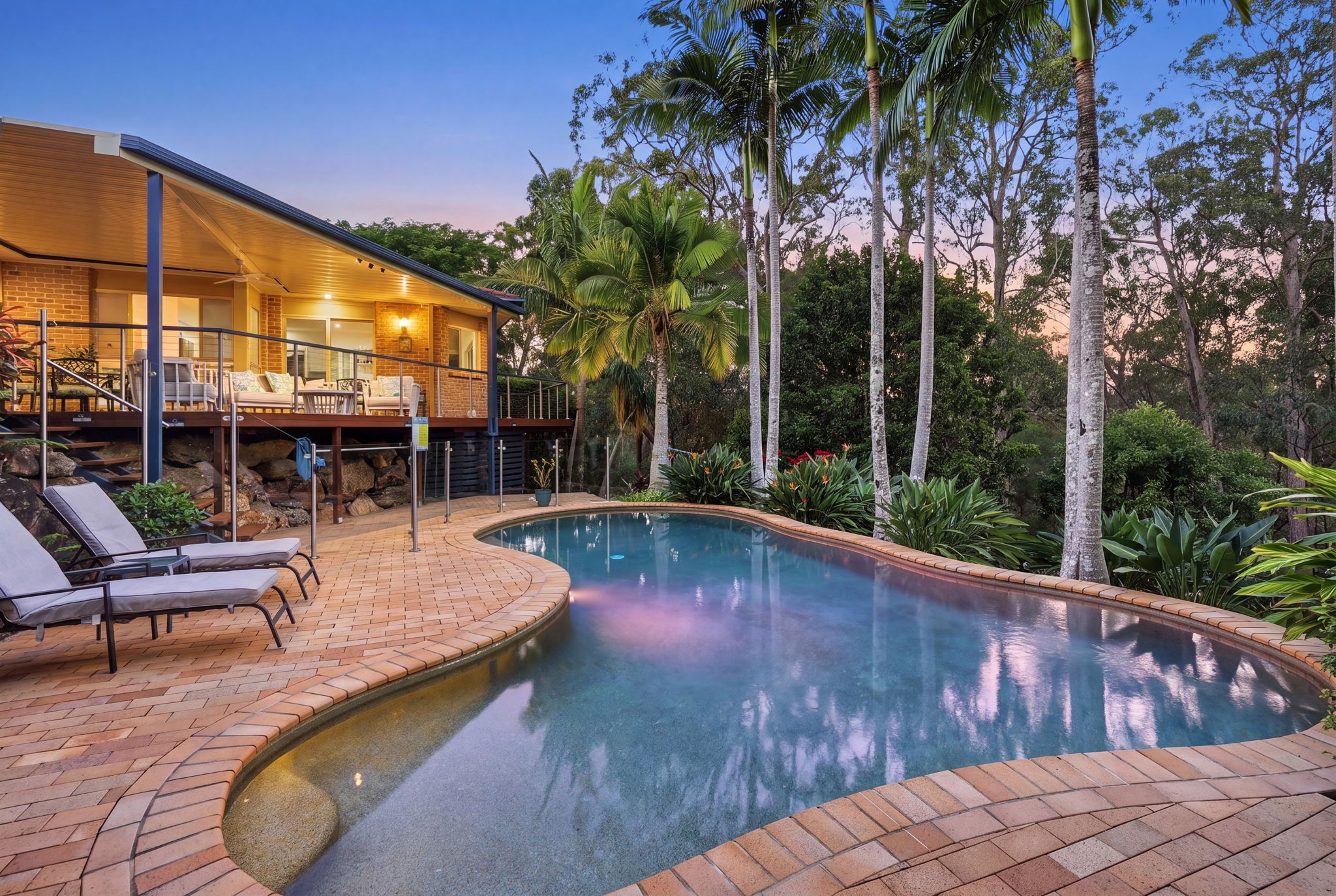 3 Forest Drive, Elanora, QLD 4221