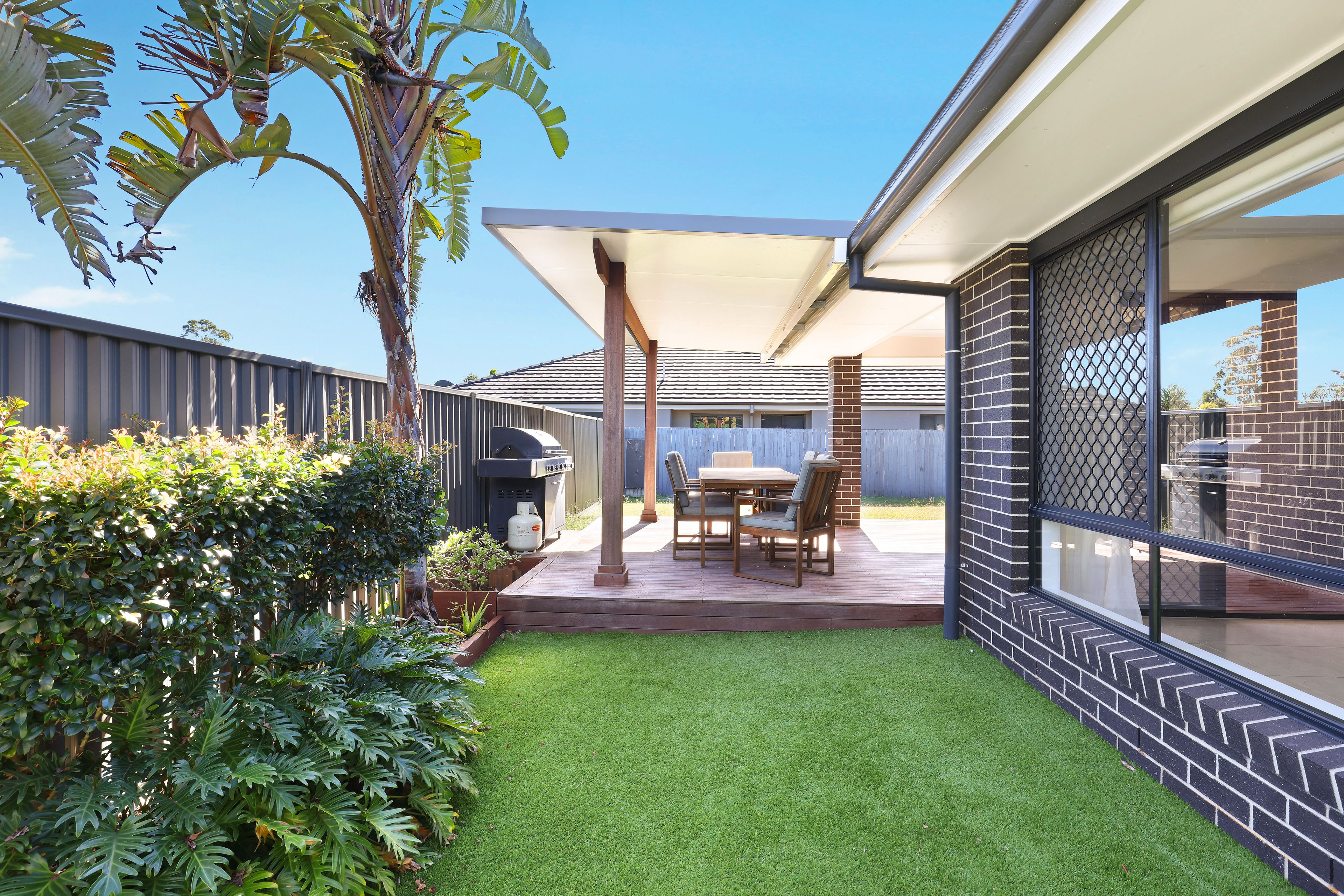 16 Stratford Street, Gilston, QLD 4211