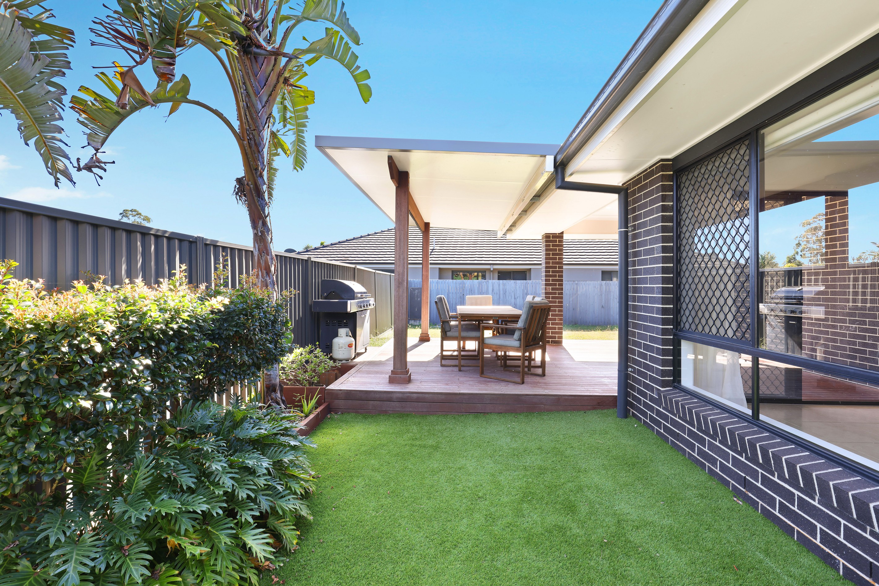 16 Stratford Street, Gilston, QLD 4211