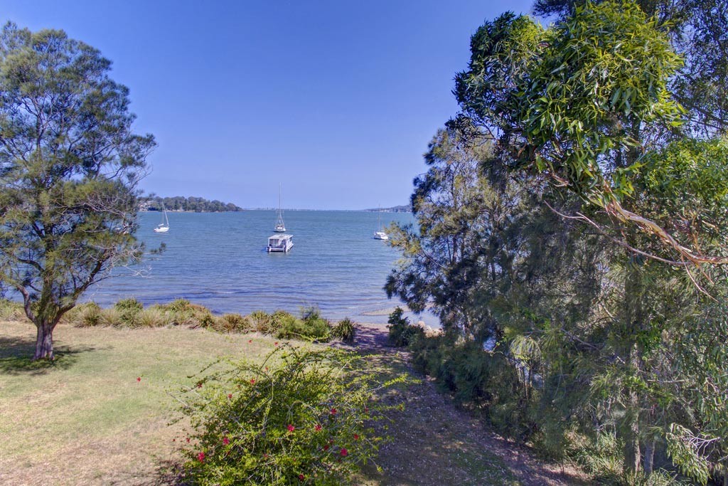 13/300 Main Road, Fennell Bay, NSW 2283