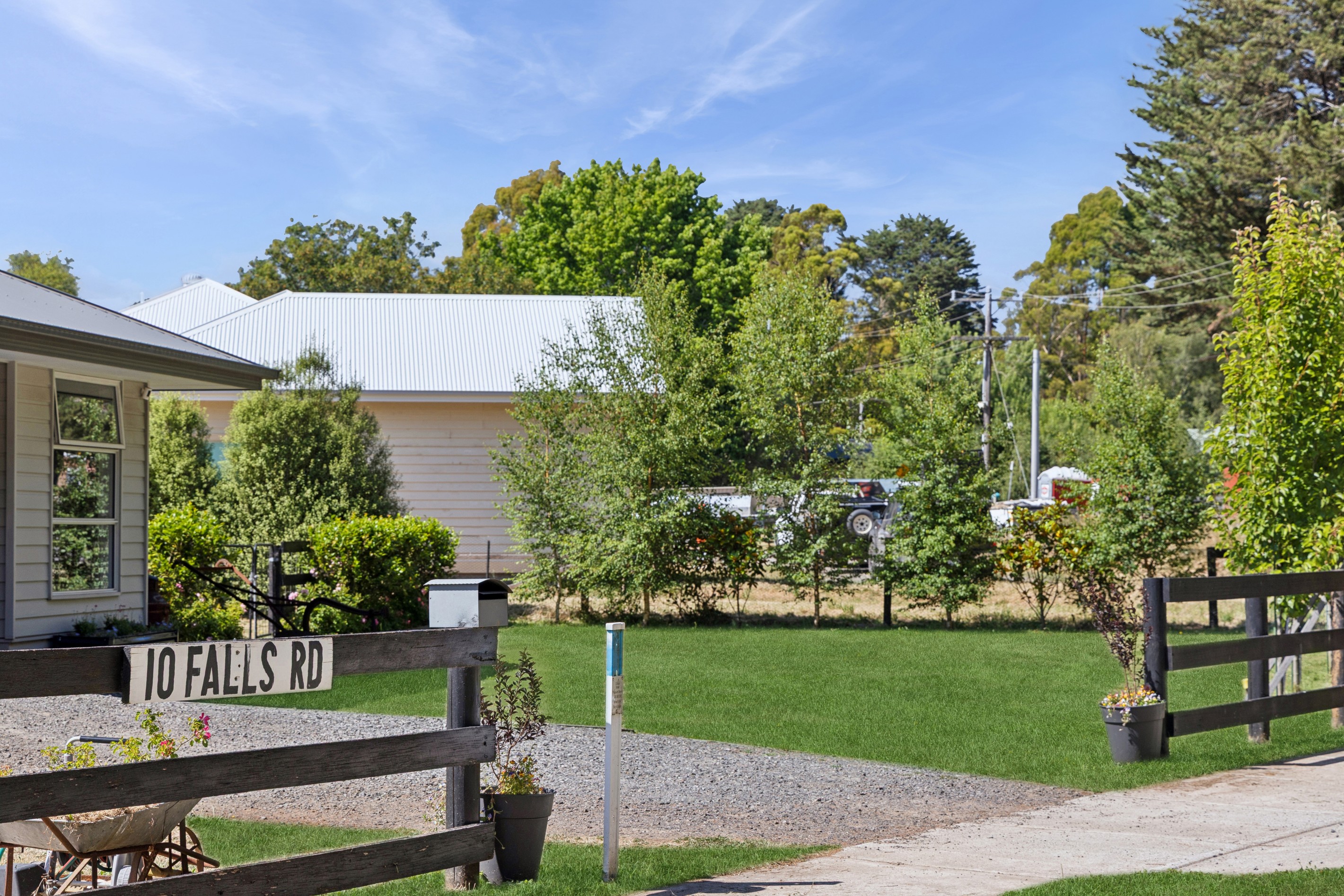 10 Falls Road, Trentham, VIC 3458