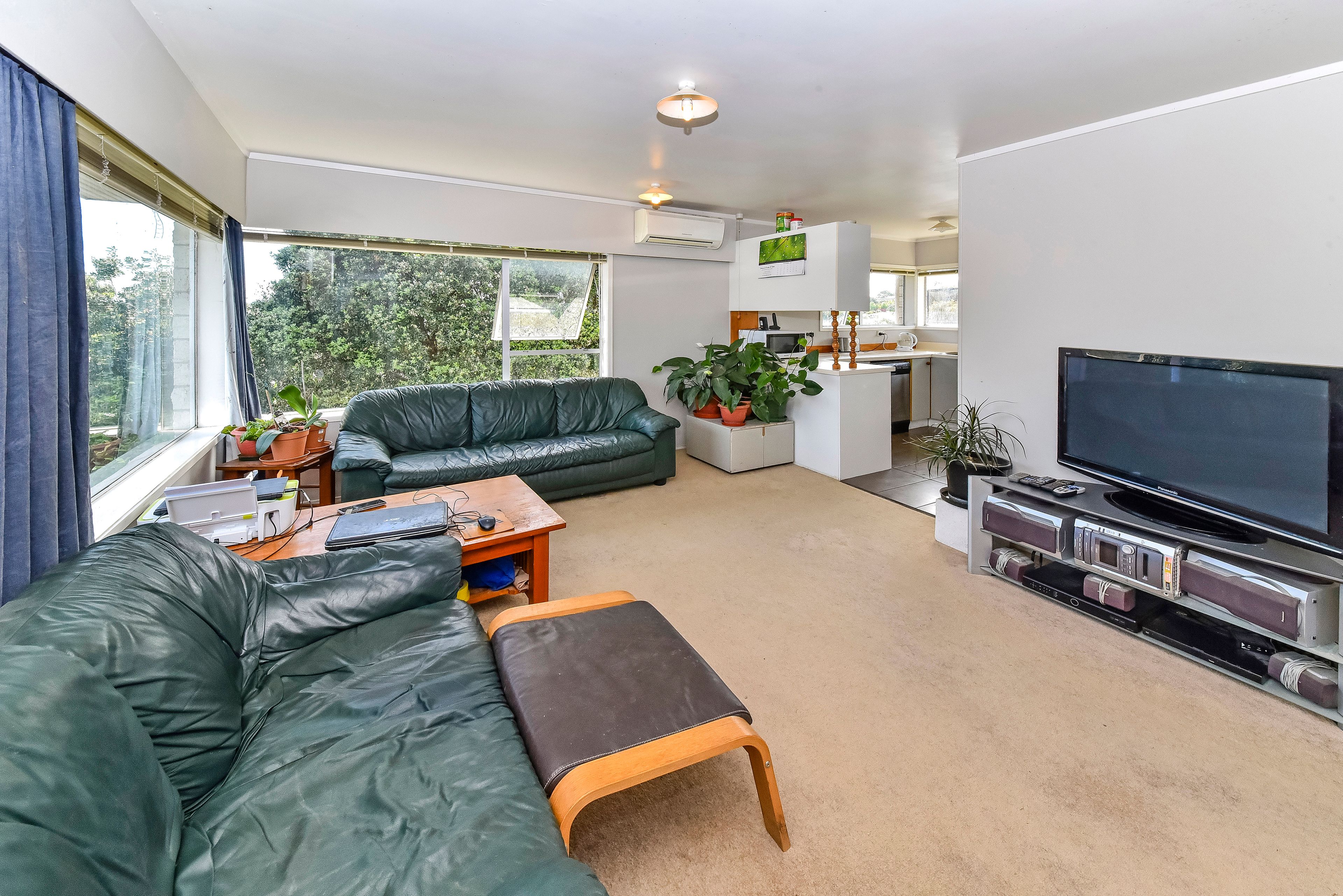 1/1 Birman Close, Half Moon Bay, Manukau City