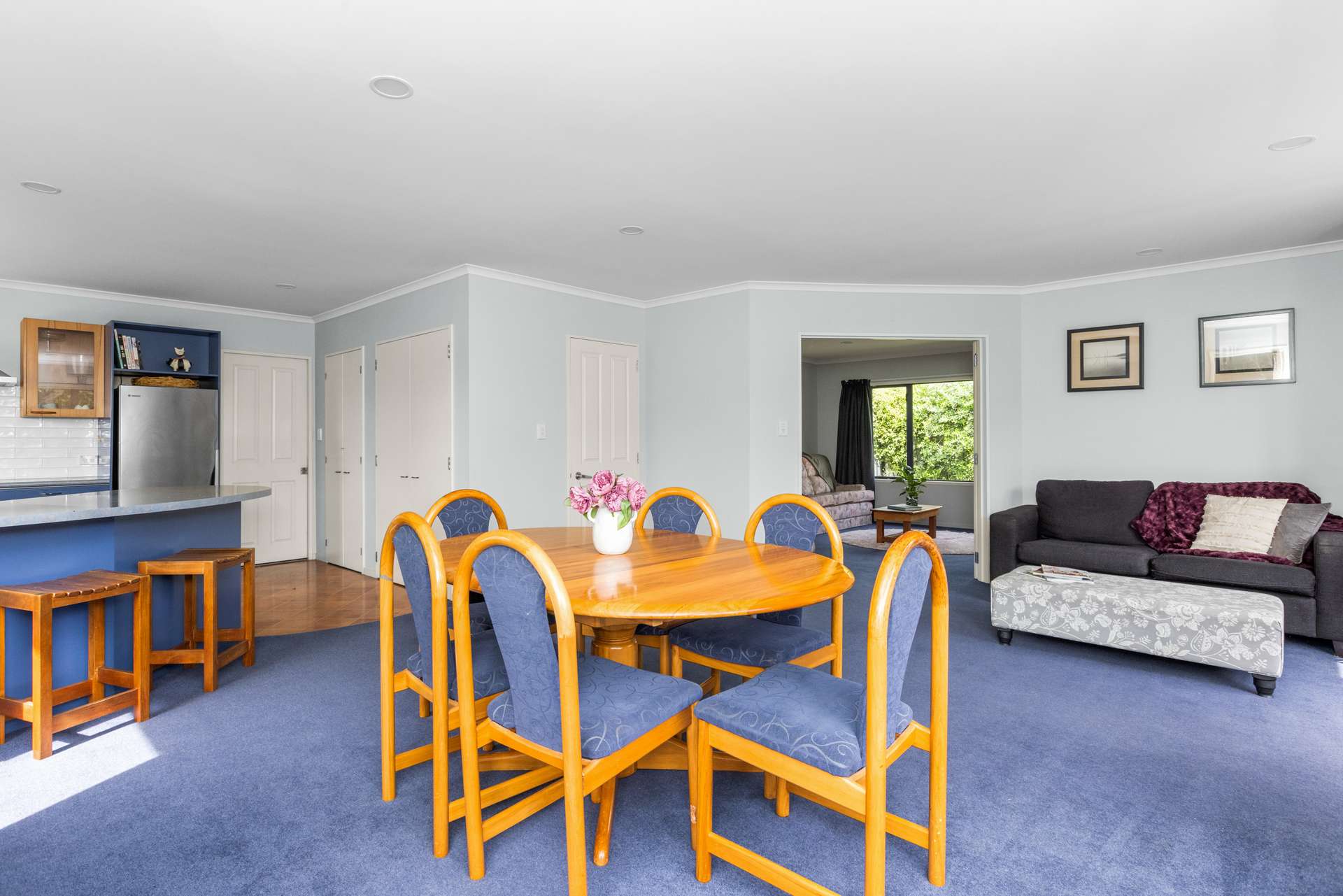 1 Thode Place photo 4