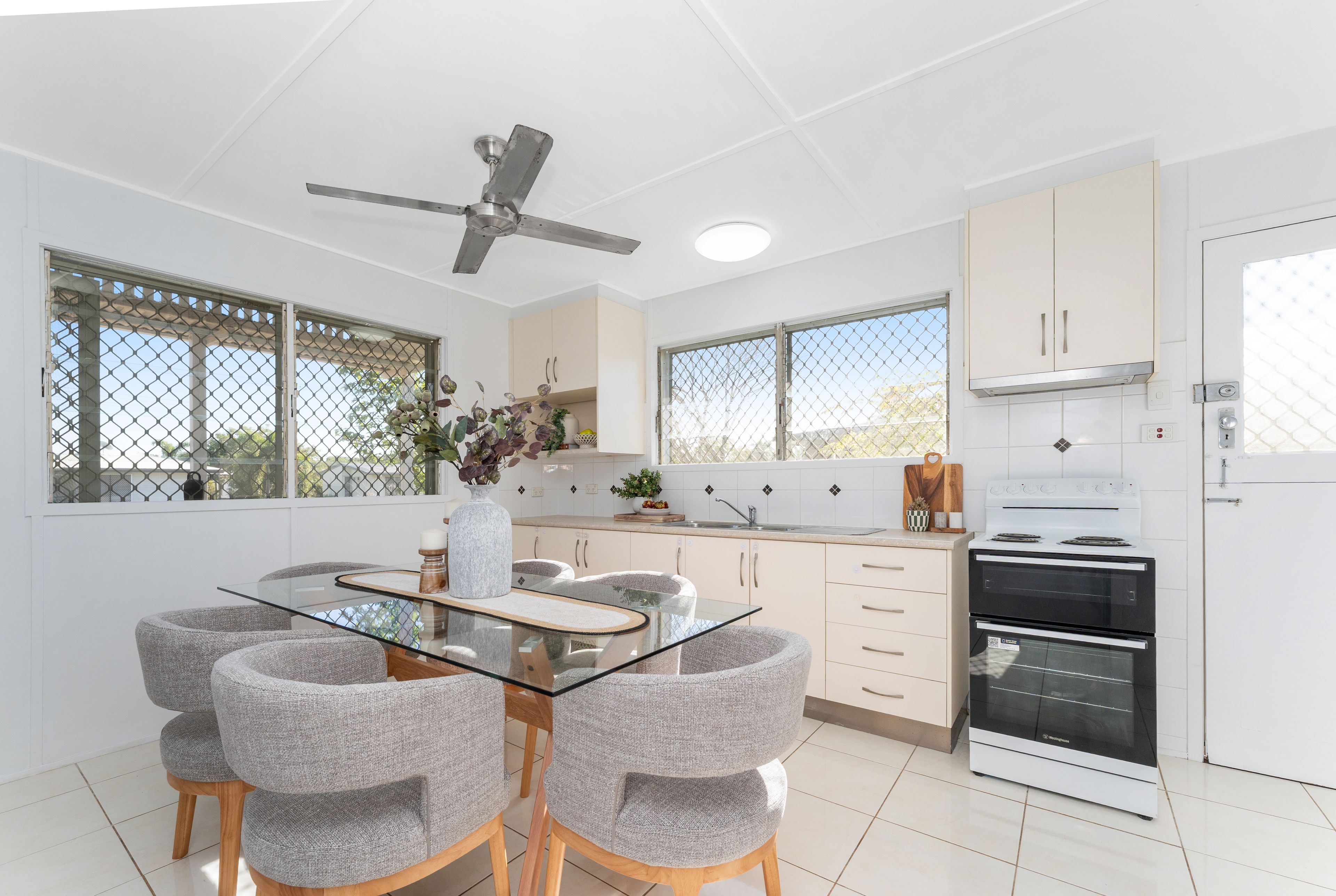 42 Riechelmann Street — photo 20 of 24