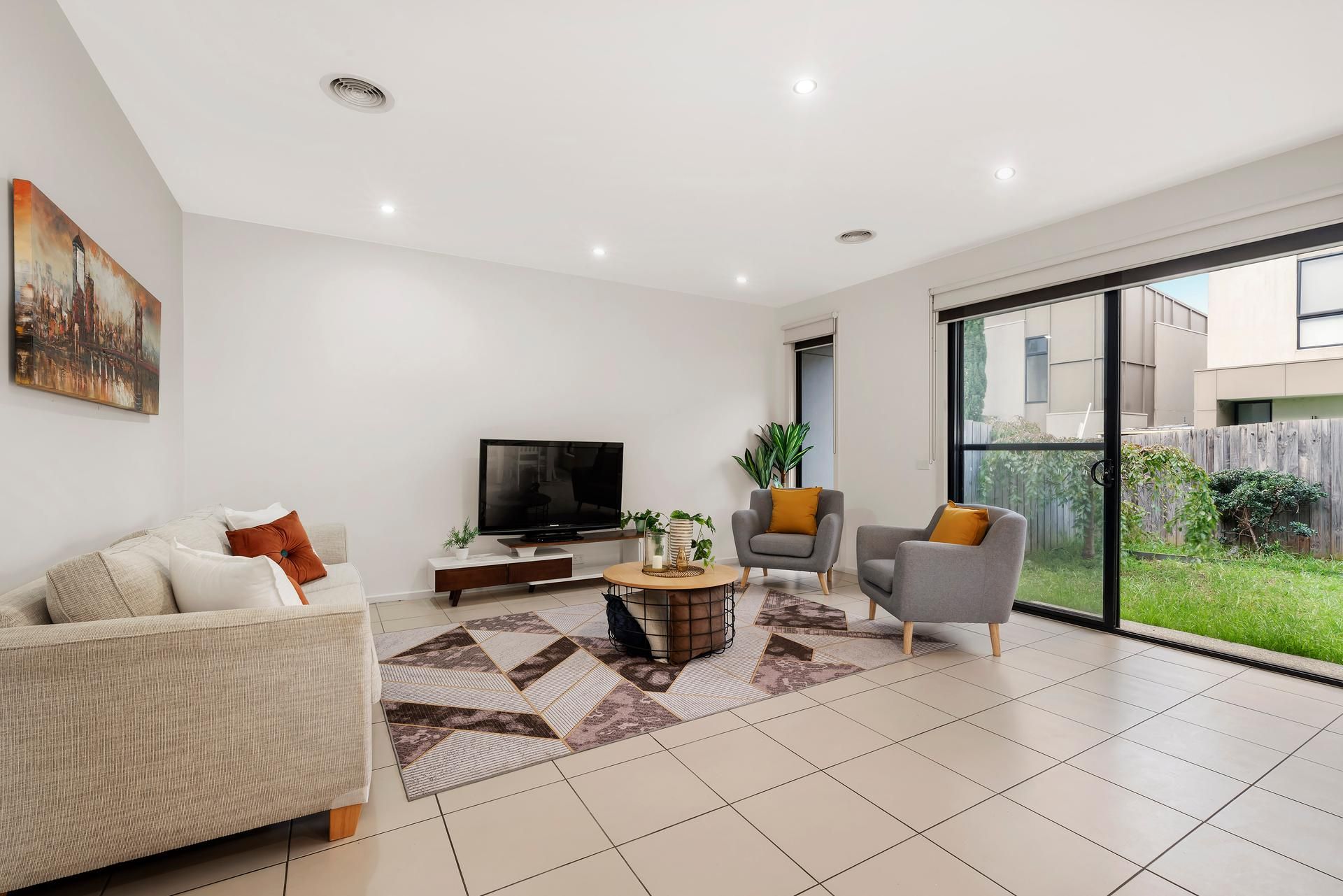 8 Muyan Circuit, Burwood, VIC 3125