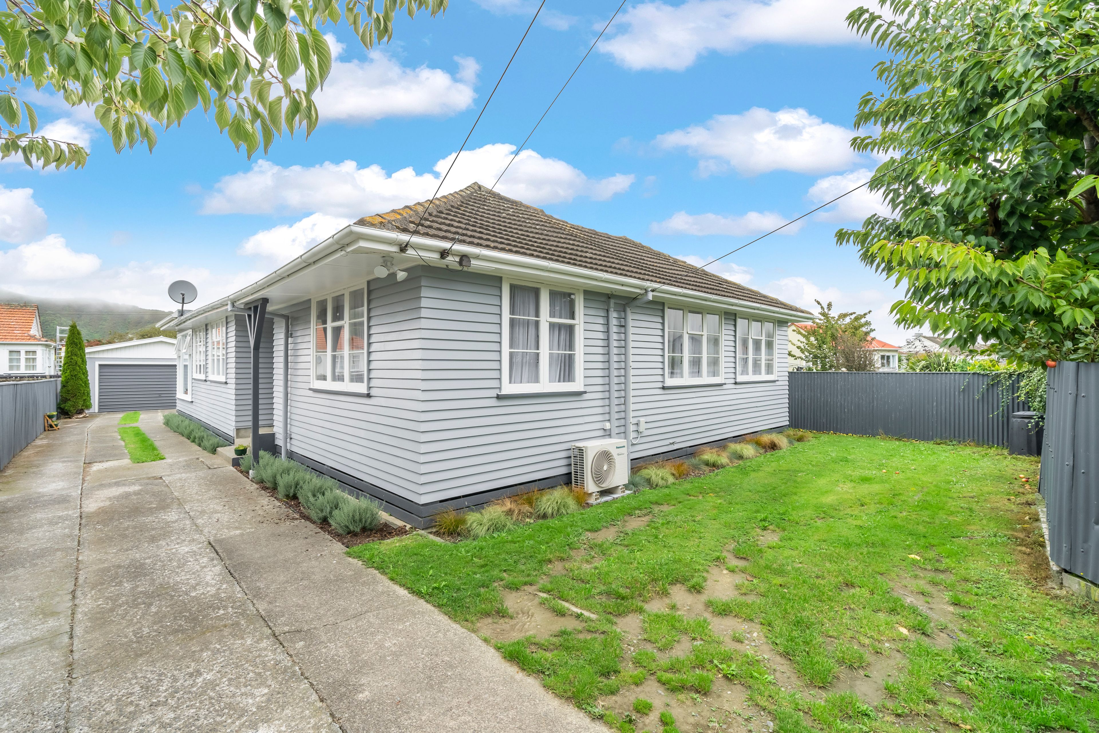 28a Churton Crescent, Taita, Lower Hutt City