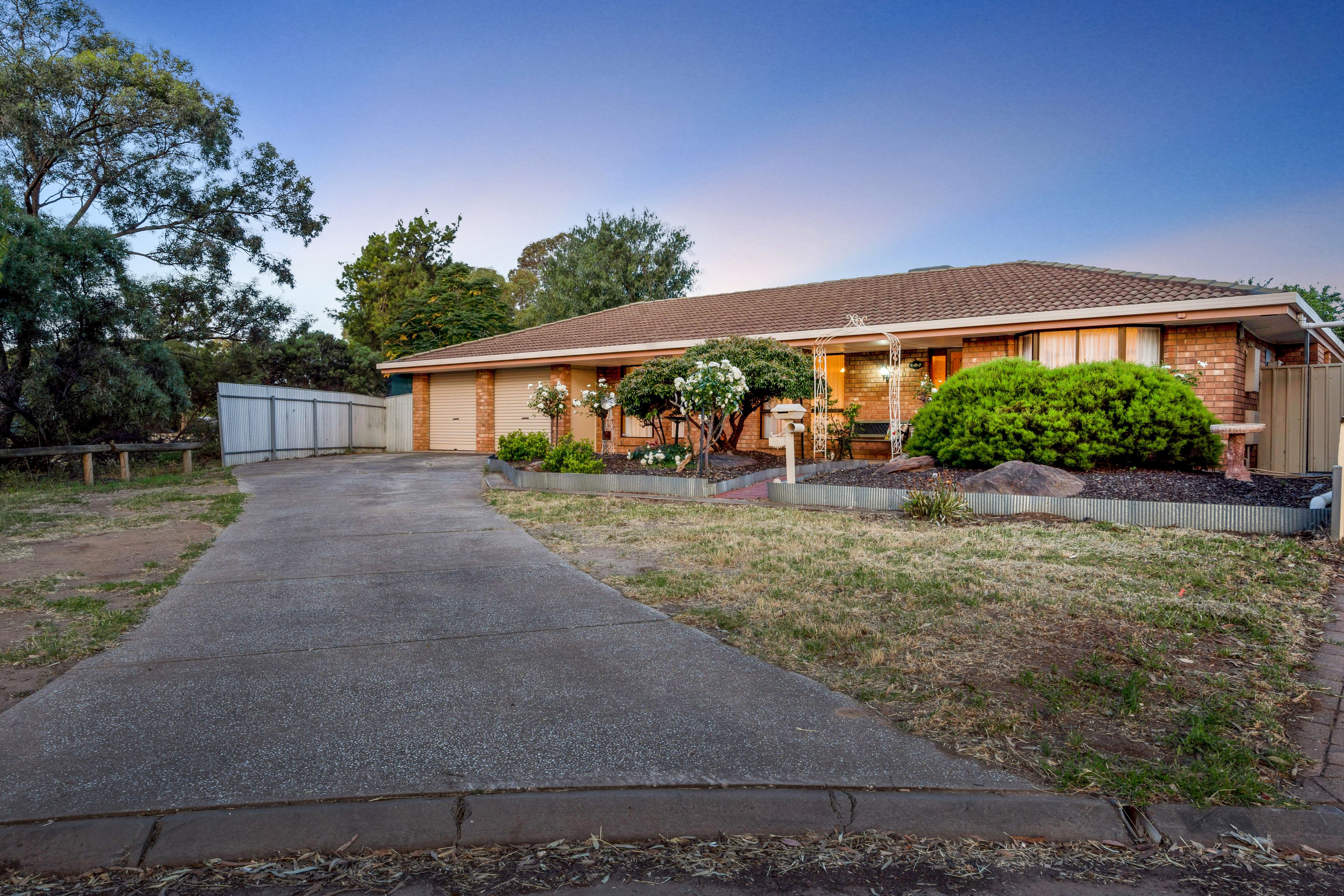 13 Brando Court, Paralowie, SA 5108
