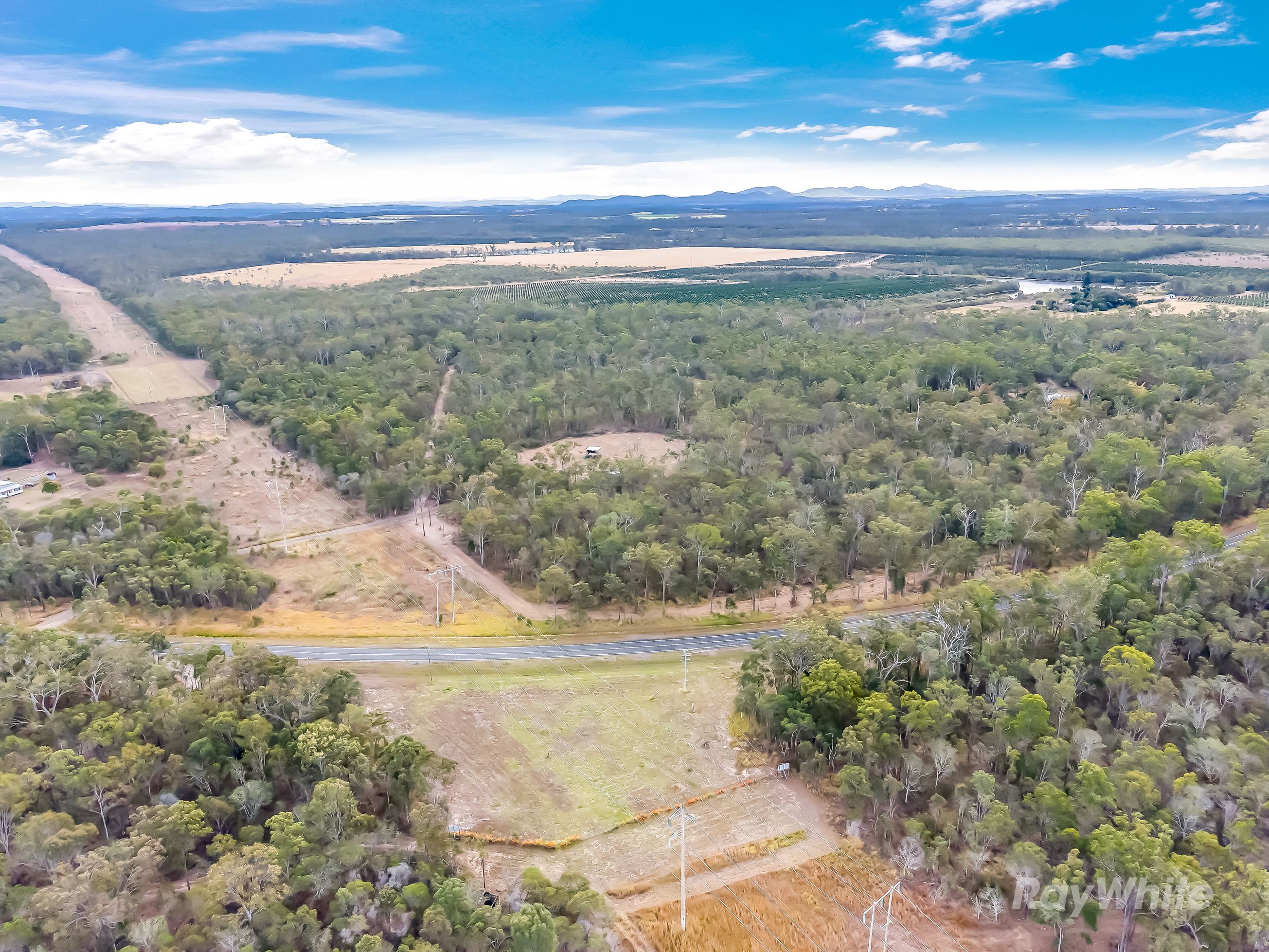 3232 Bundaberg Gin Gin Road — photo 11 of 14