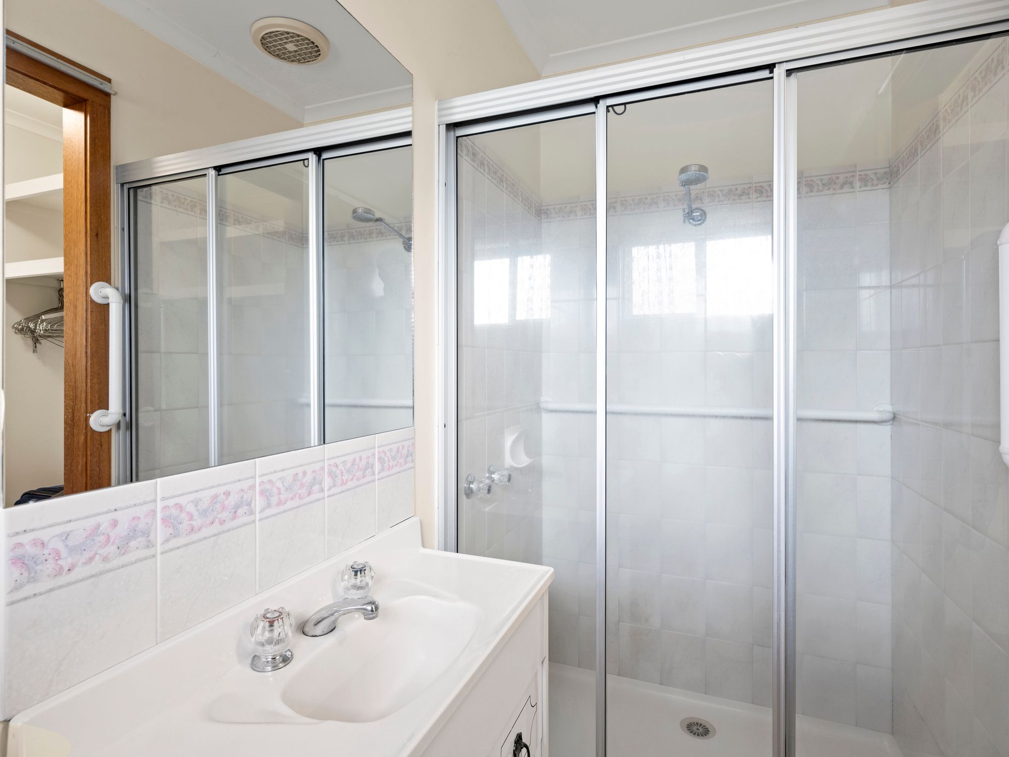 4 Ledger Court — photo 11 of 13