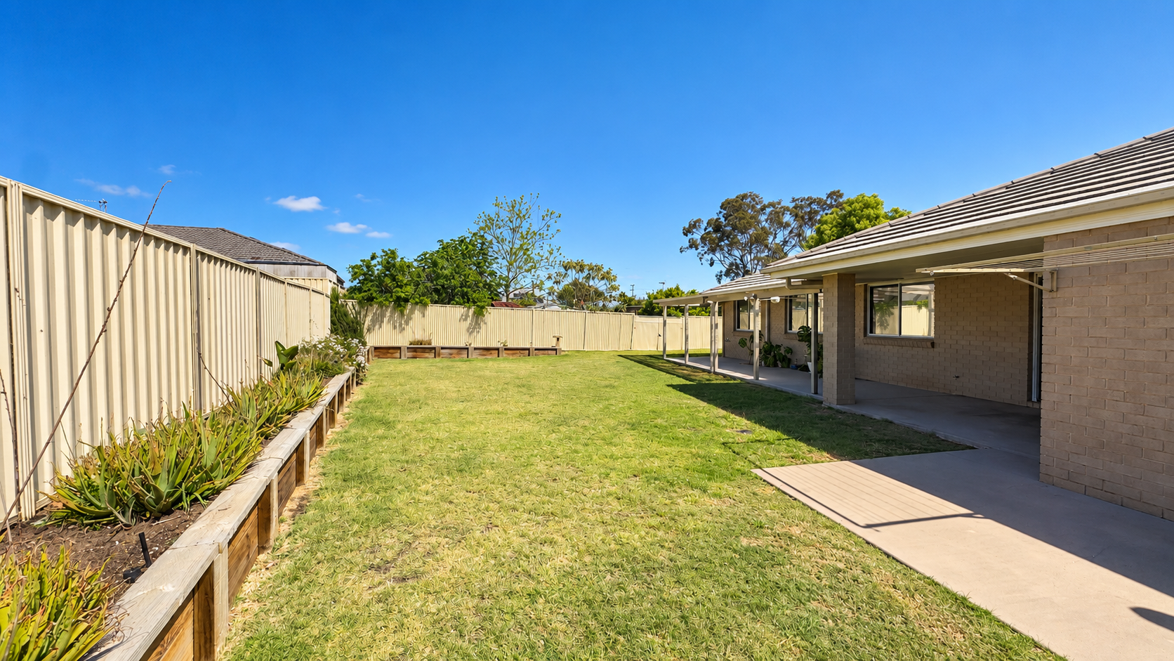 10 Hughes Close — photo 11 of 14