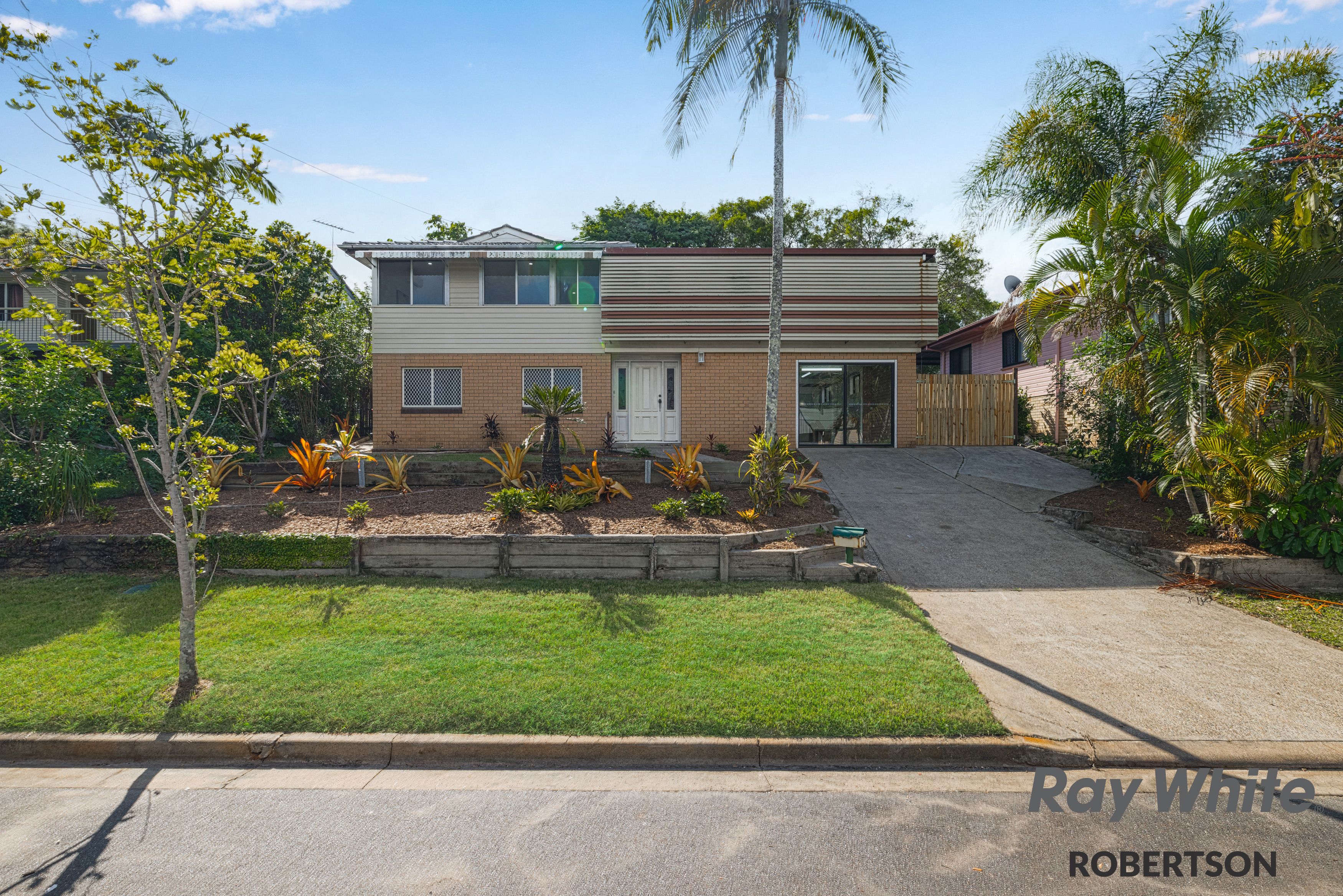 15 Christopher Street, Sunnybank Hills QLD 4109