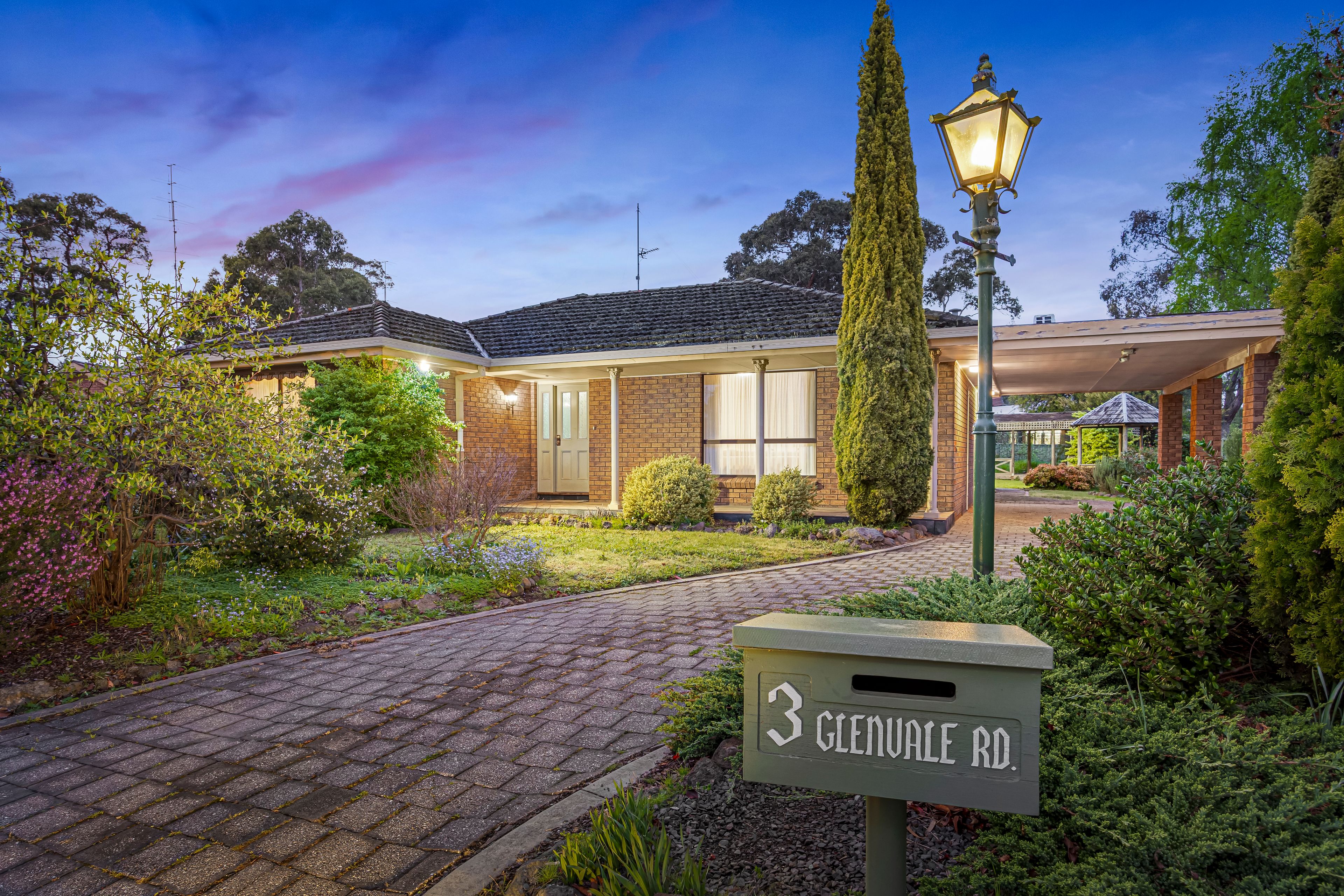 3 Glenvale Road, Mount Clear, VIC 3350