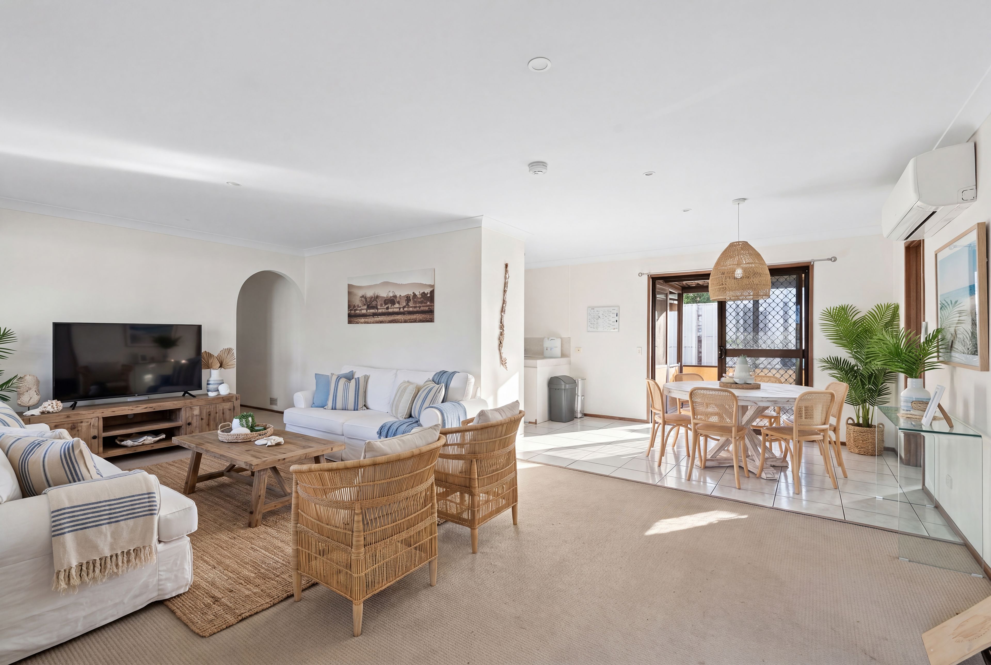 2/25 Tekapo Street, Broadbeach Waters, QLD 4218