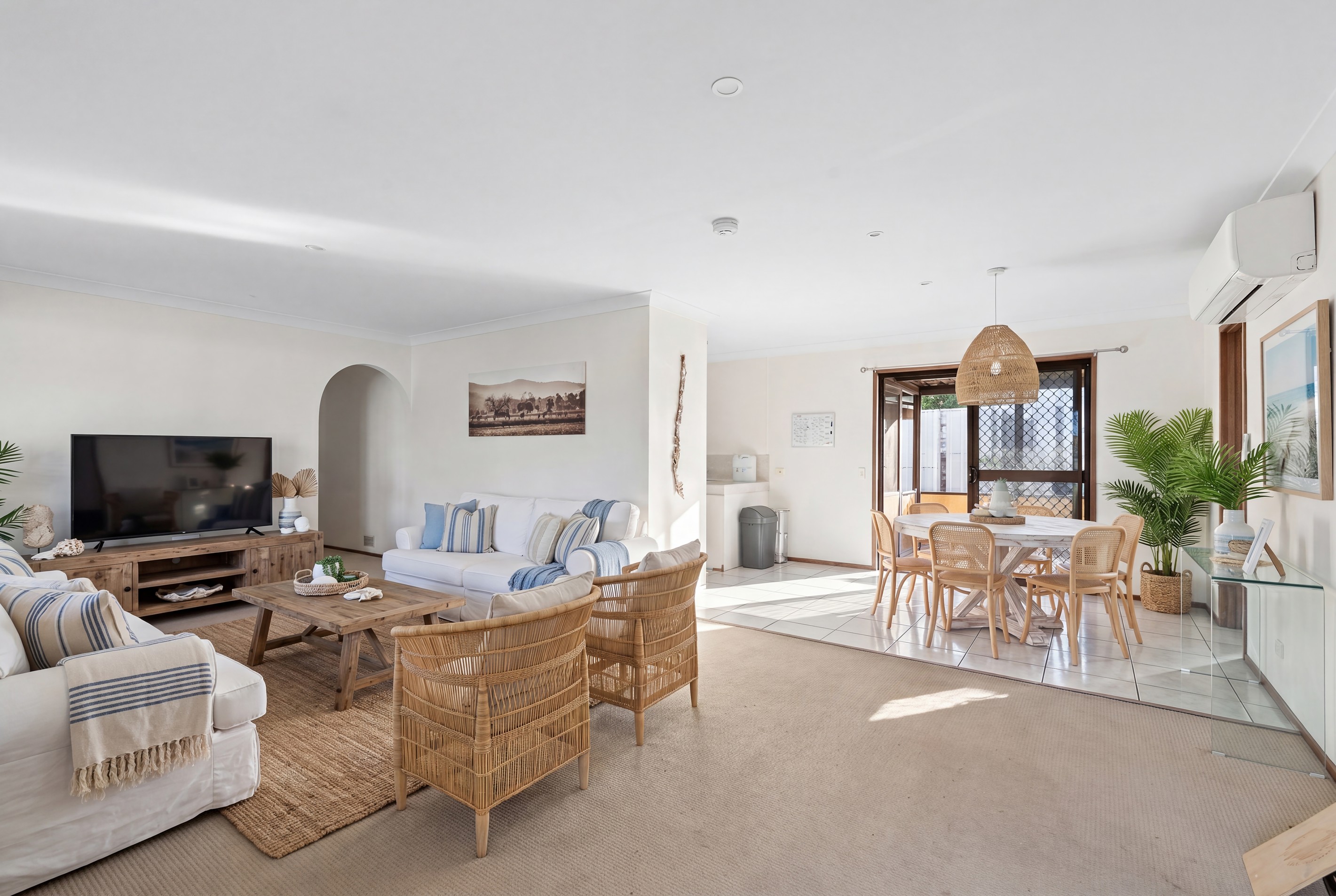 2/25 Tekapo Street, Broadbeach Waters, QLD 4218