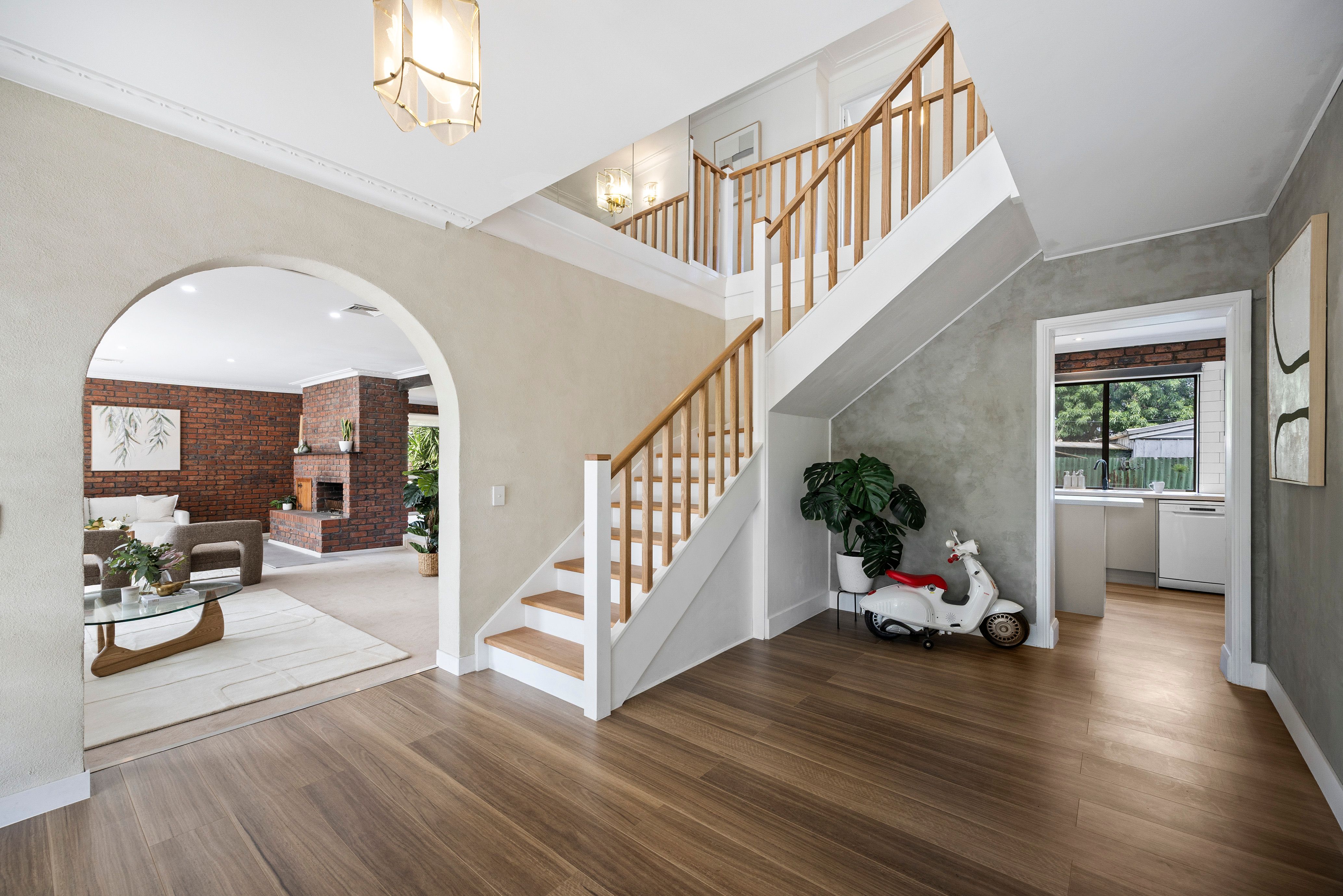 93 Bulla Road — photo 3 of 15