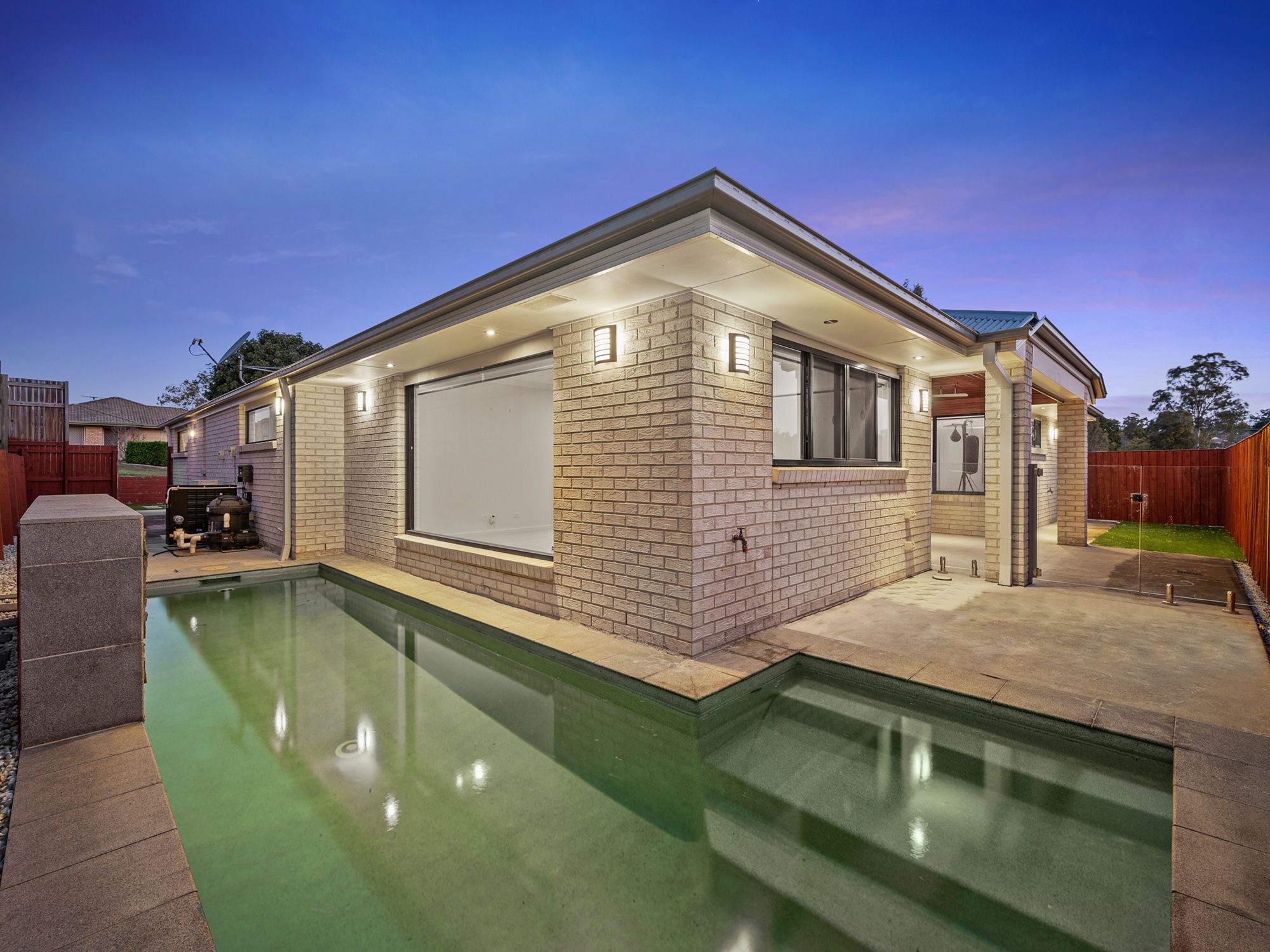 22 Zuleikha Drive, Underwood, QLD 4119