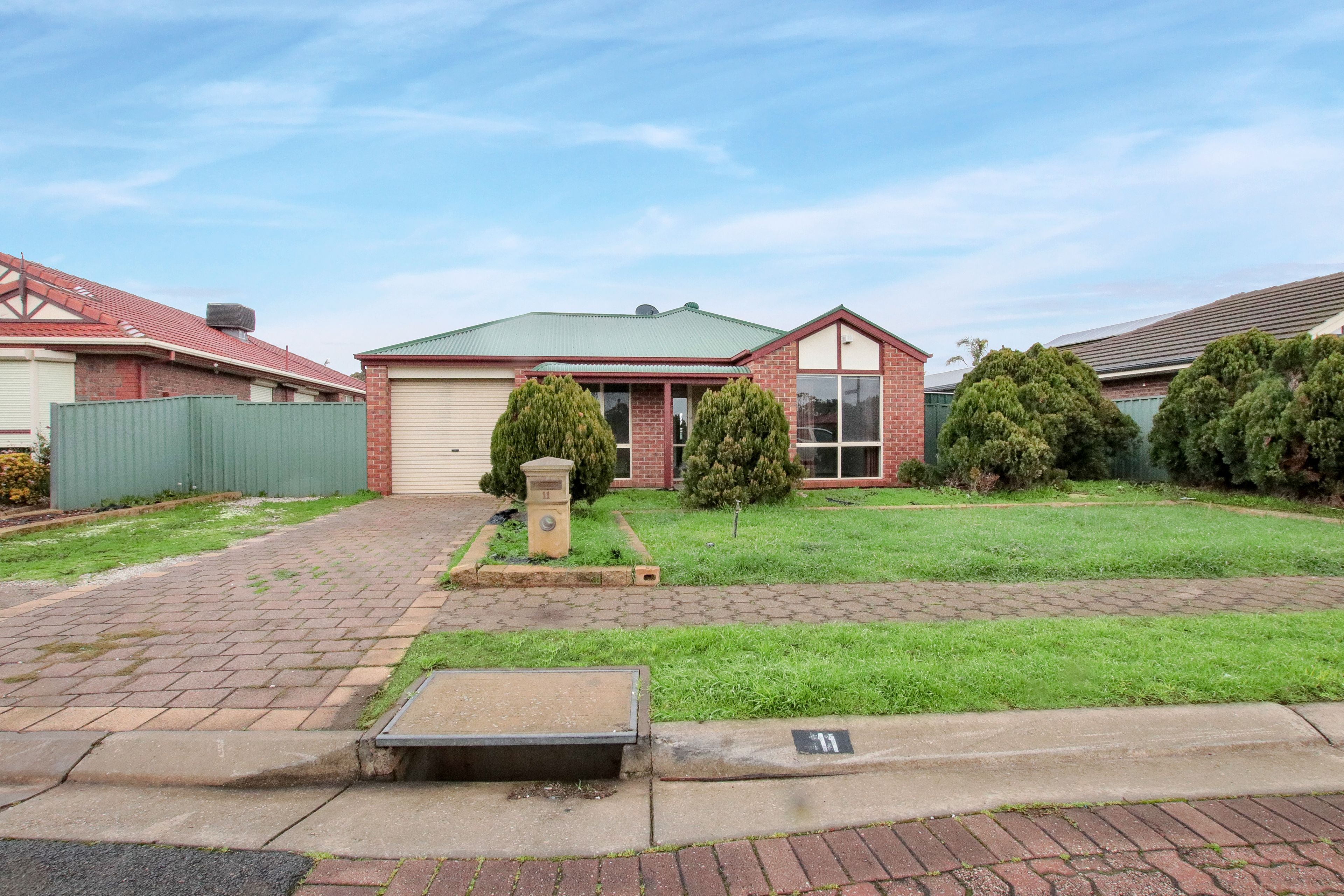 11 Moneva Street, Paralowie, SA 5108