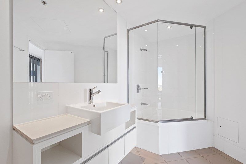 122/30 Macrossan Street — photo 6 of 13