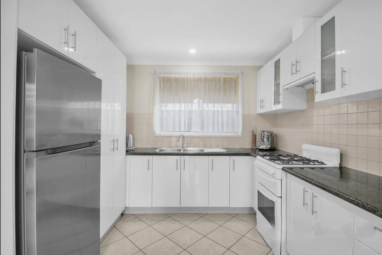 210 Buckwell Drive, Hassall Grove, NSW 2761