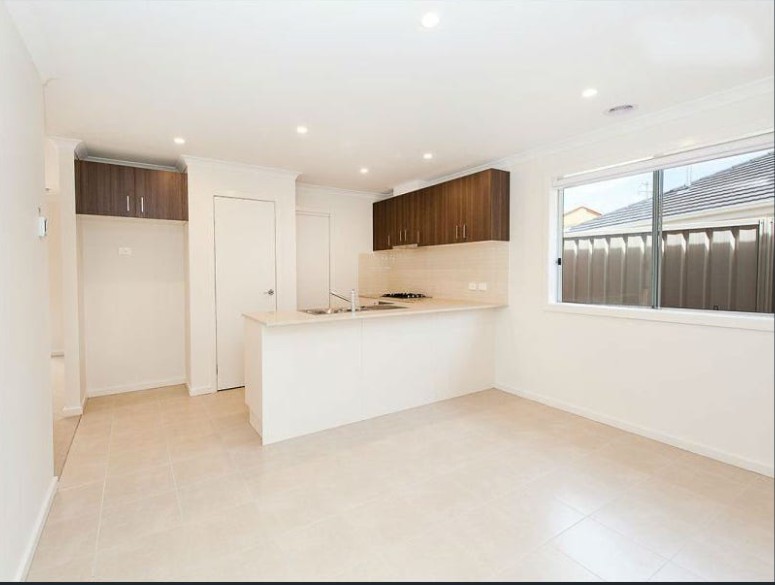 10 Brookfields Mews, Lavington, NSW 2641