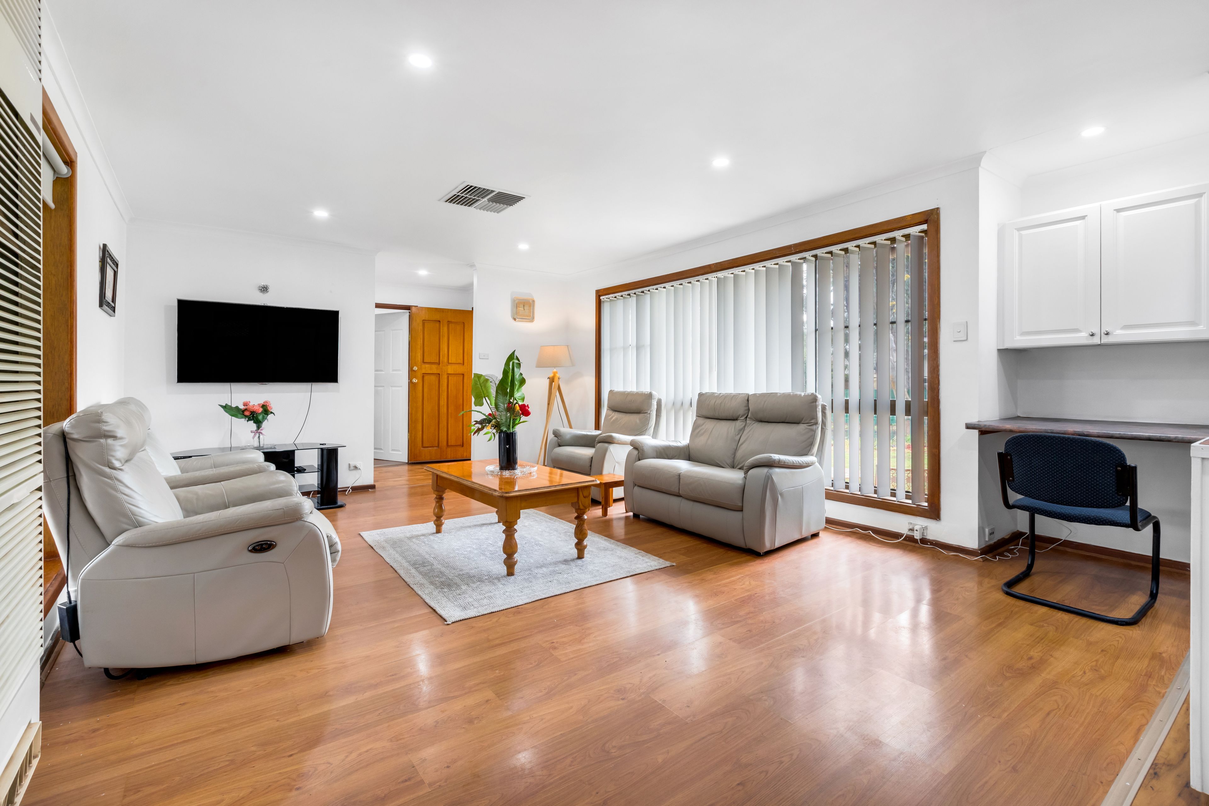 12 Palari Crescent — photo 9 of 26