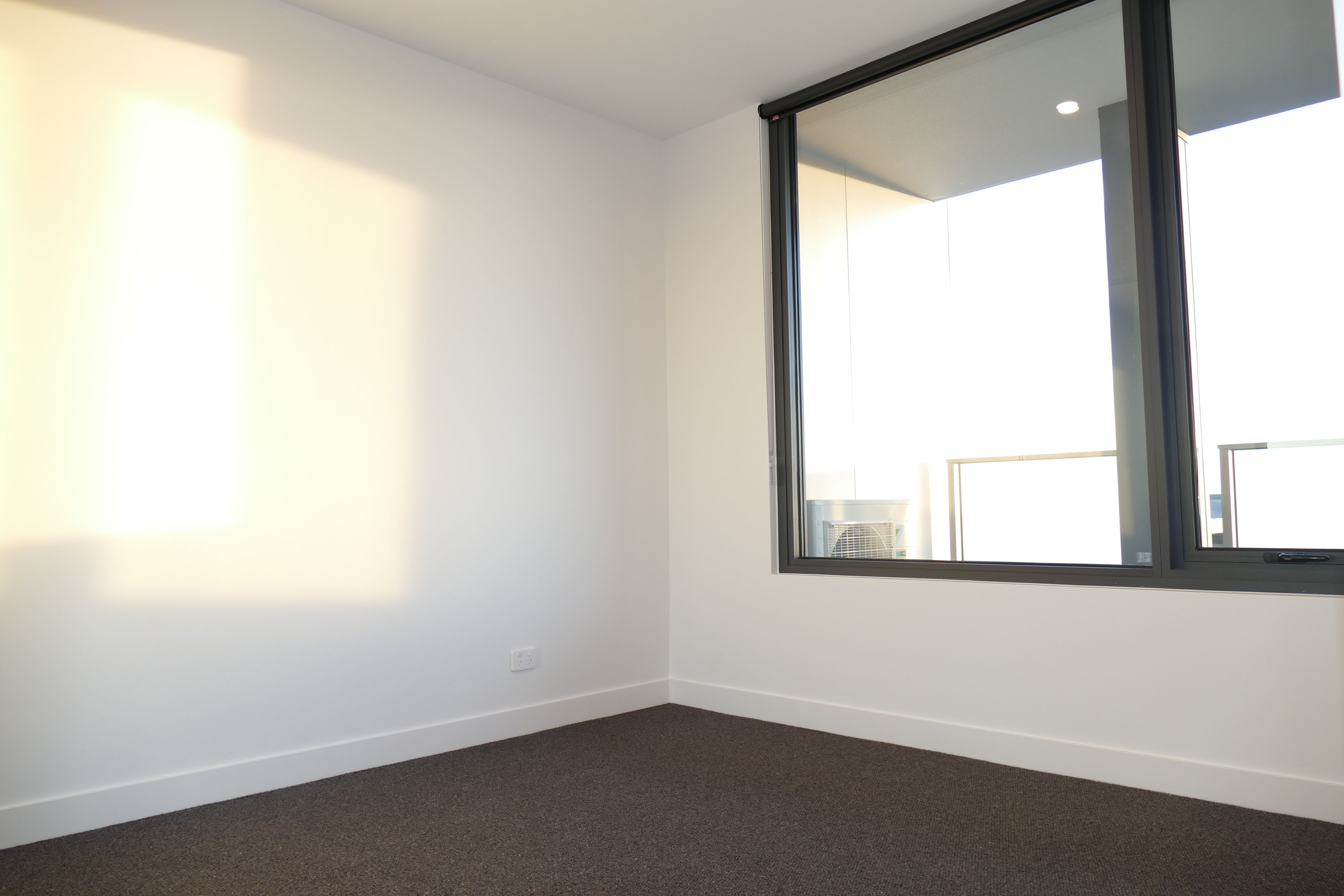 204/18 Lomandra Drive — photo 8 of 11