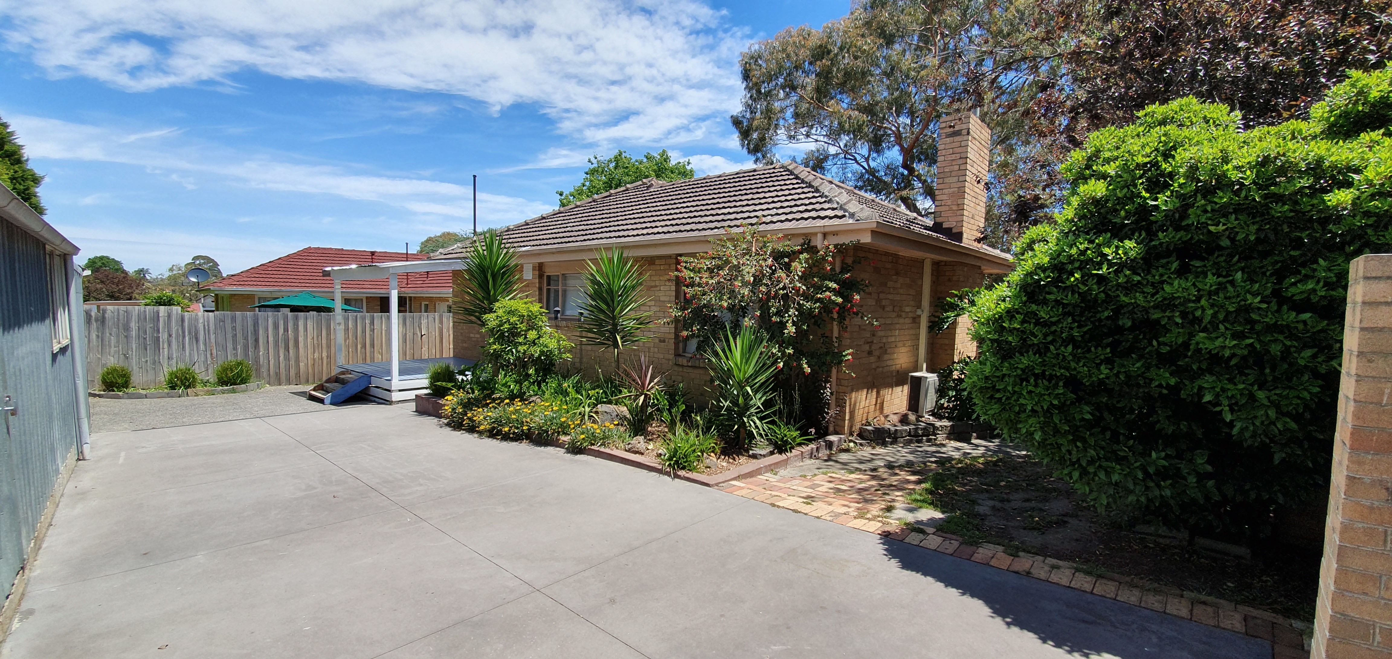 1 Ashmore Road, Forest Hill, VIC 3131