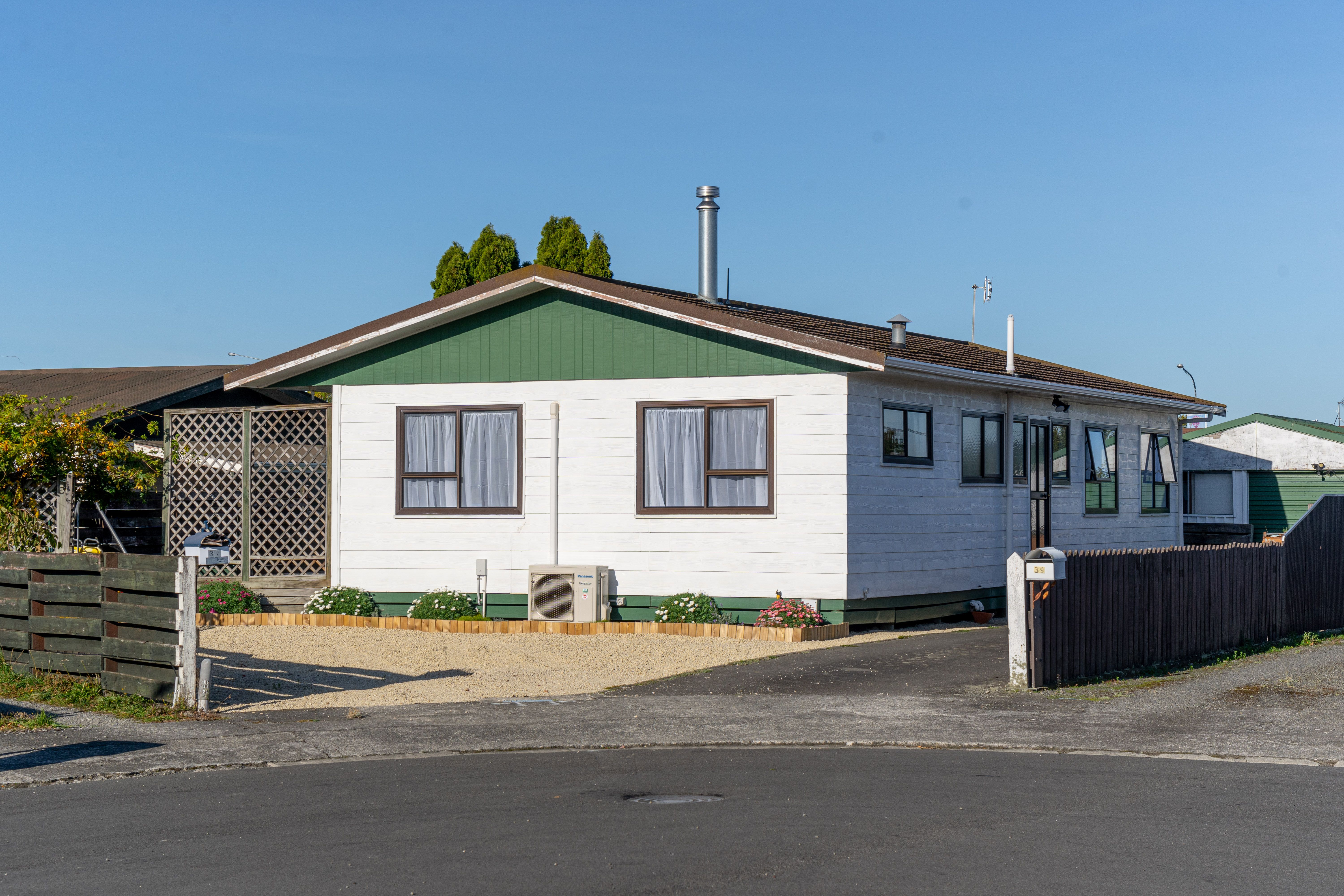 37 Lowes Place, Masterton, Masterton District