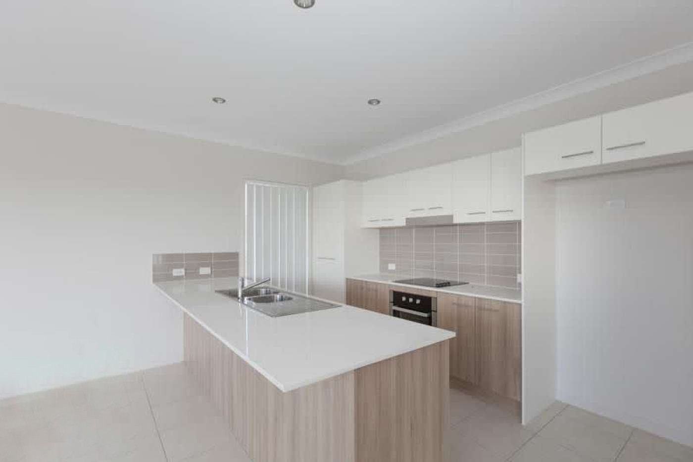 11 Gooloowan Circuit, Brassall, QLD 4305
