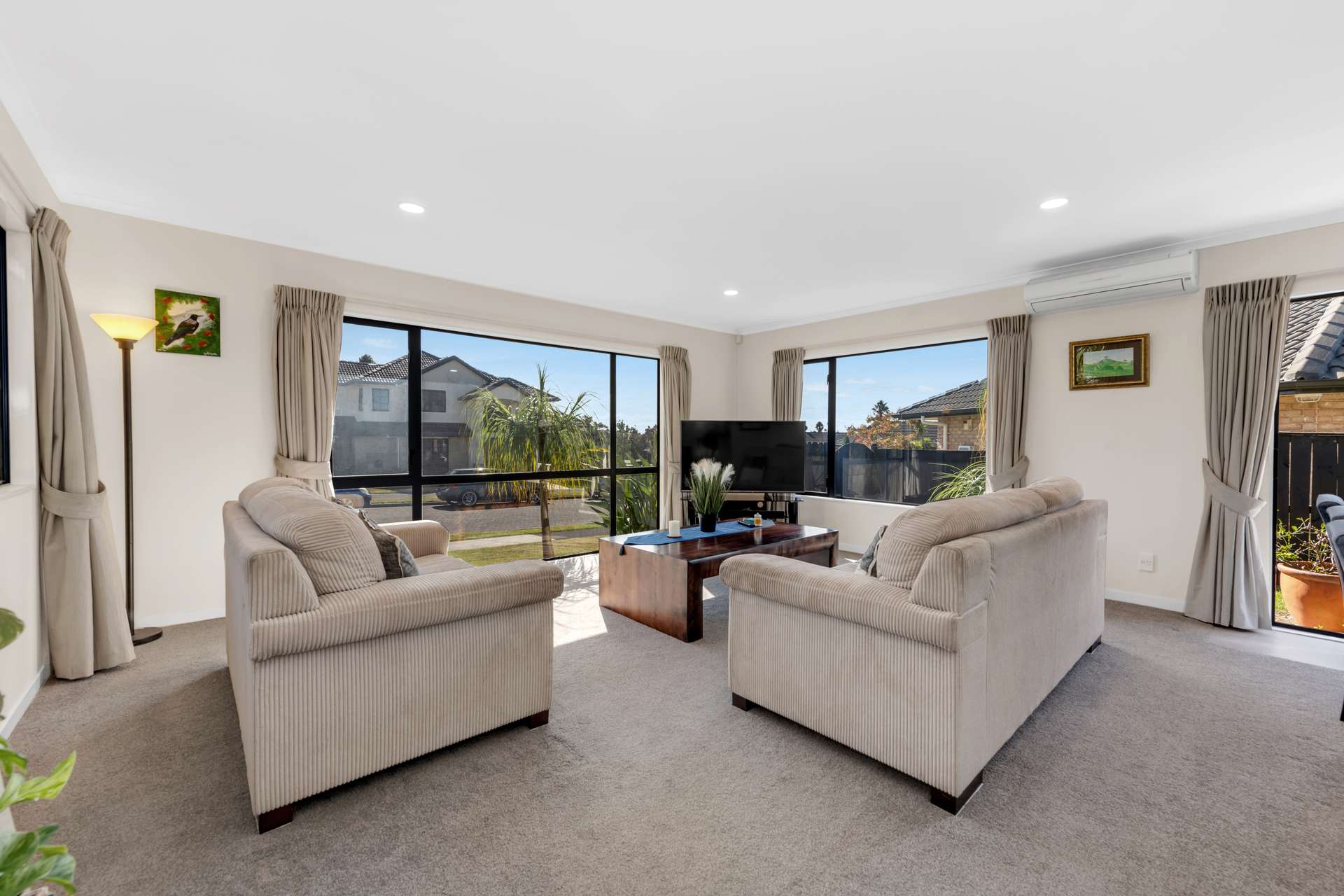 43 Newbliss Crescent photo 8
