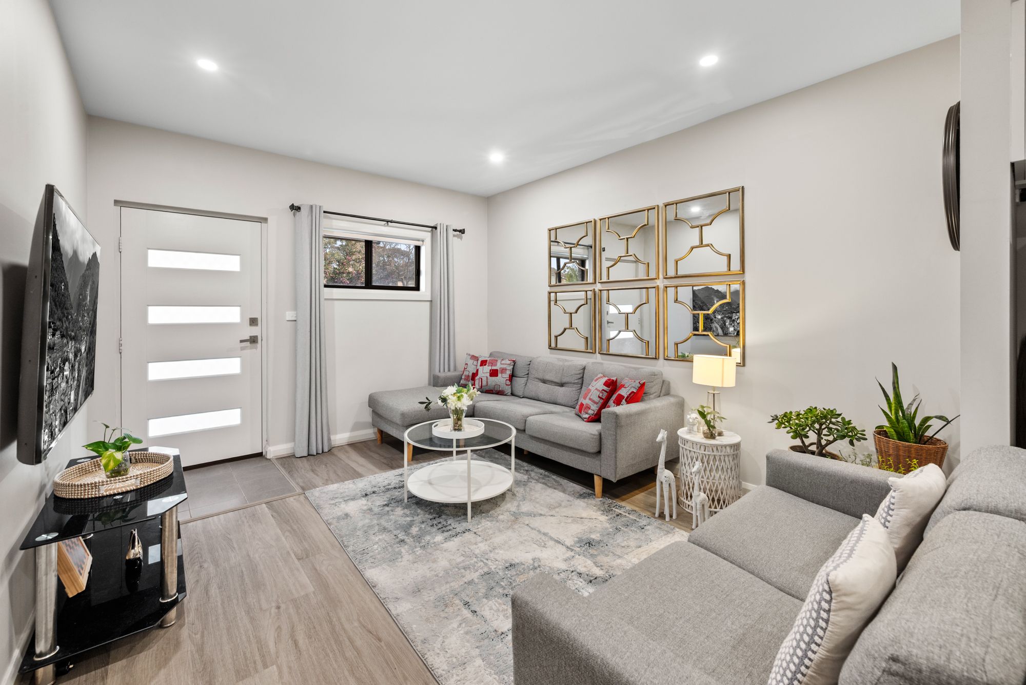 1/26-28 Third Avenue, Macquarie Fields, NSW 2564