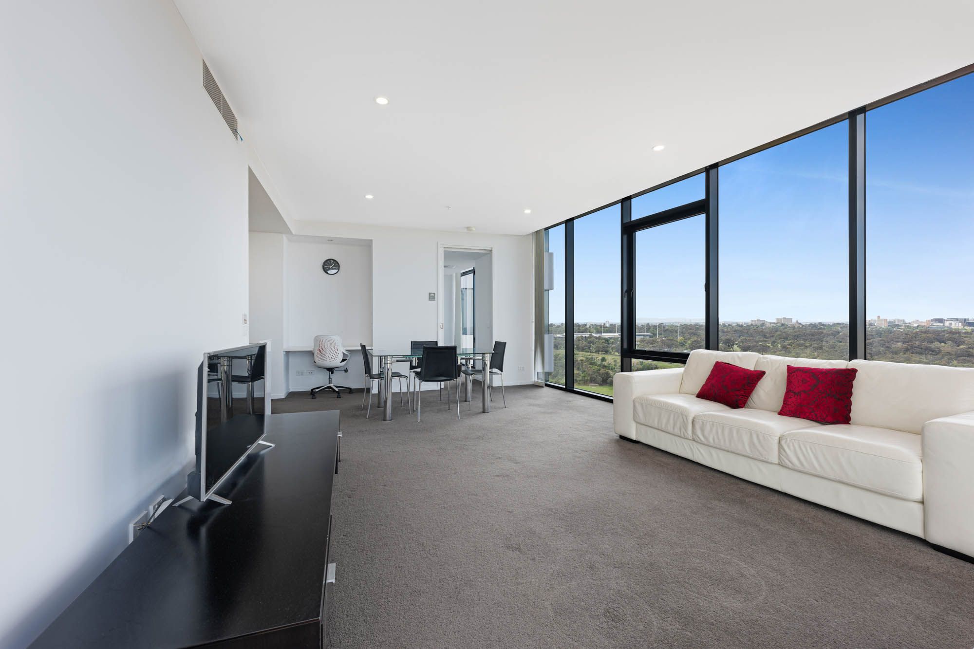2013/18 Mt Alexander Road, Travancore, VIC 3032