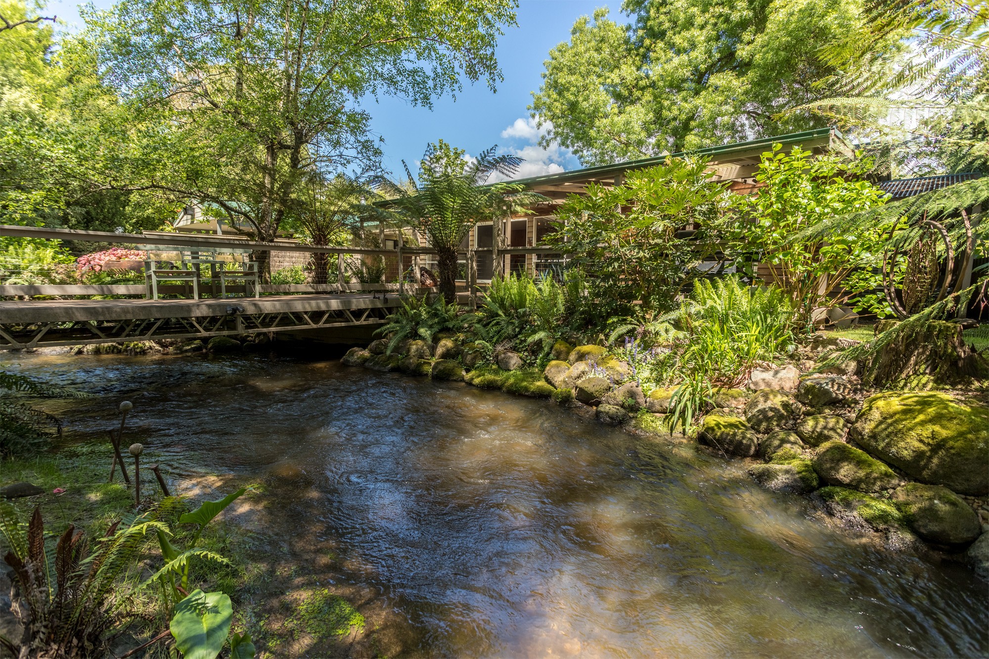 6 Aroona Drive, Buxton, VIC 3711