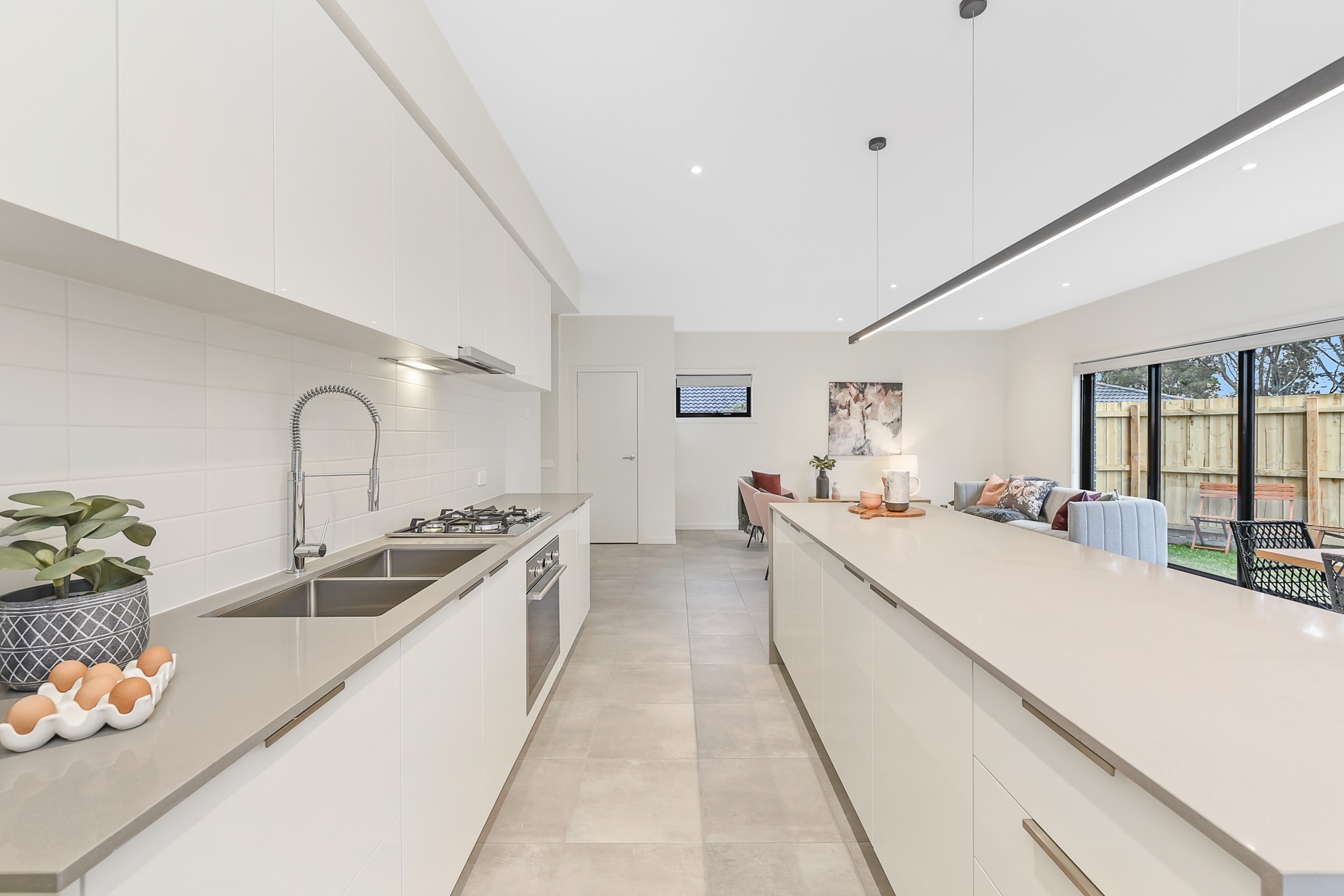 1/110 Earlsfield Drive, Berwick, VIC 3806