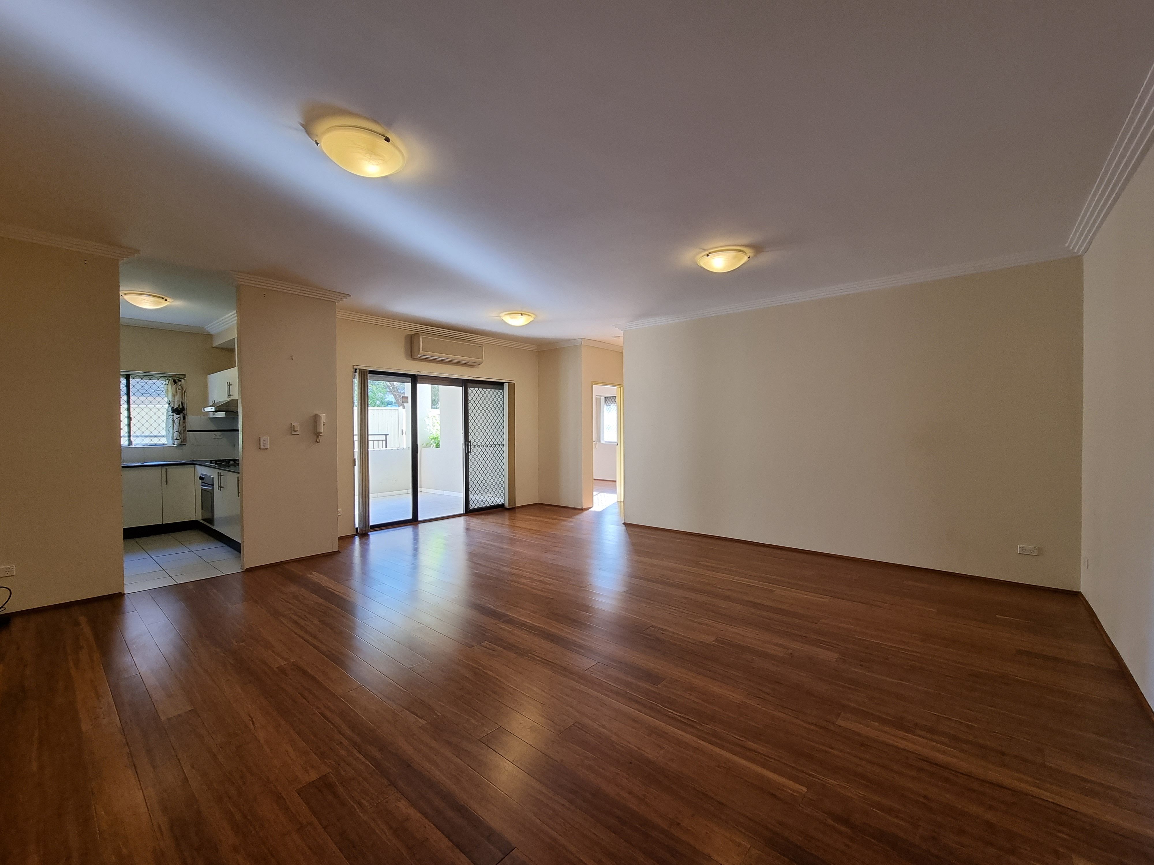 5/57-61 CARRINGTON Avenue, Hurstville, NSW 2220