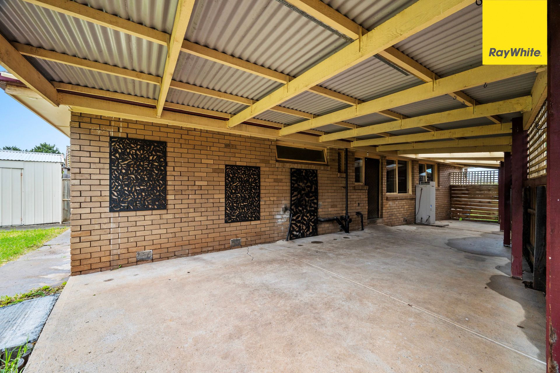 12 Falcon Drive — photo 11 of 16
