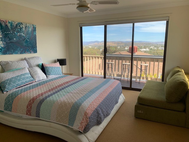 385 Paul Avenue, Lavington, NSW 2641