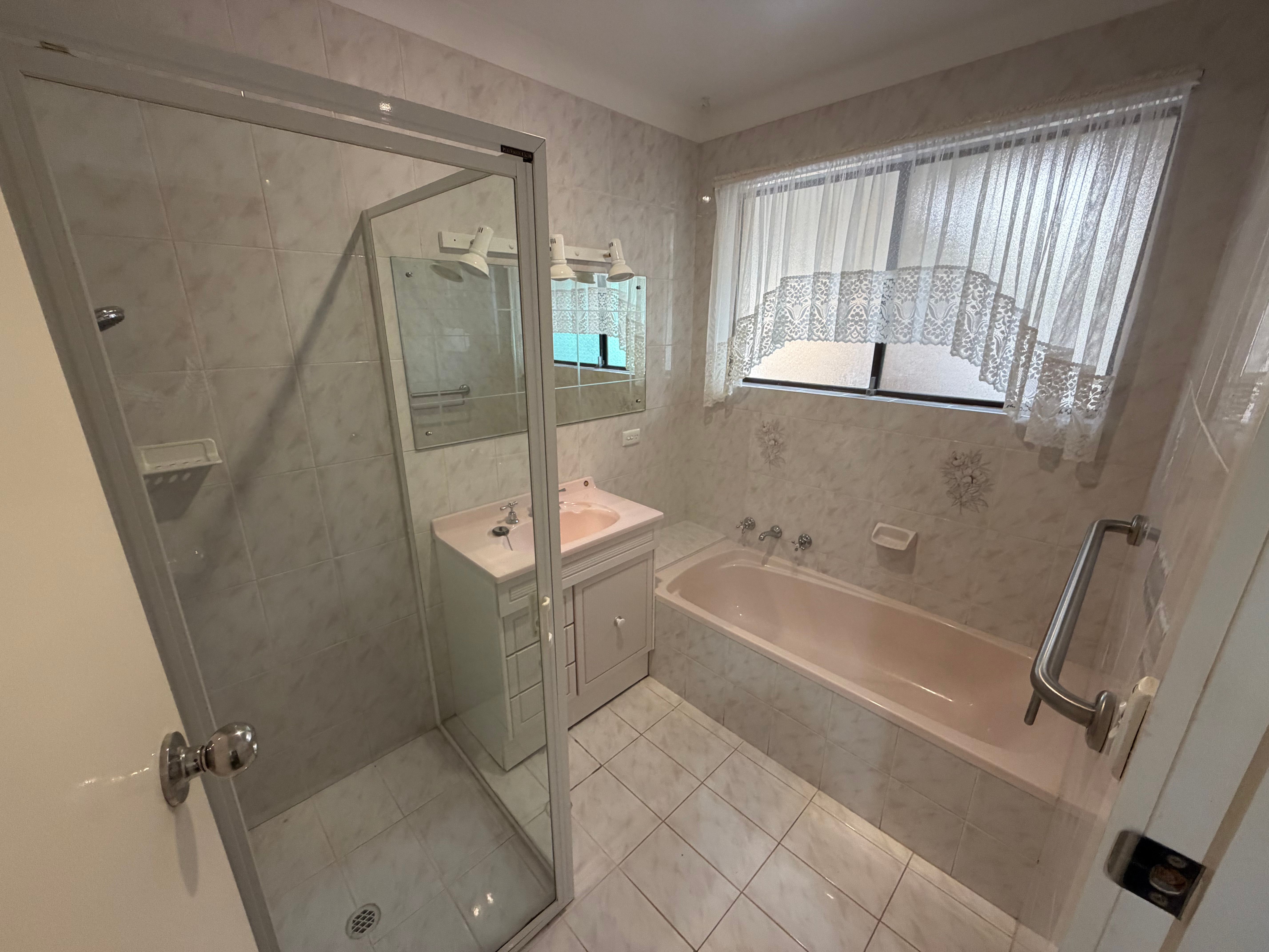 24 Riversdale Drive — photo 6 of 9
