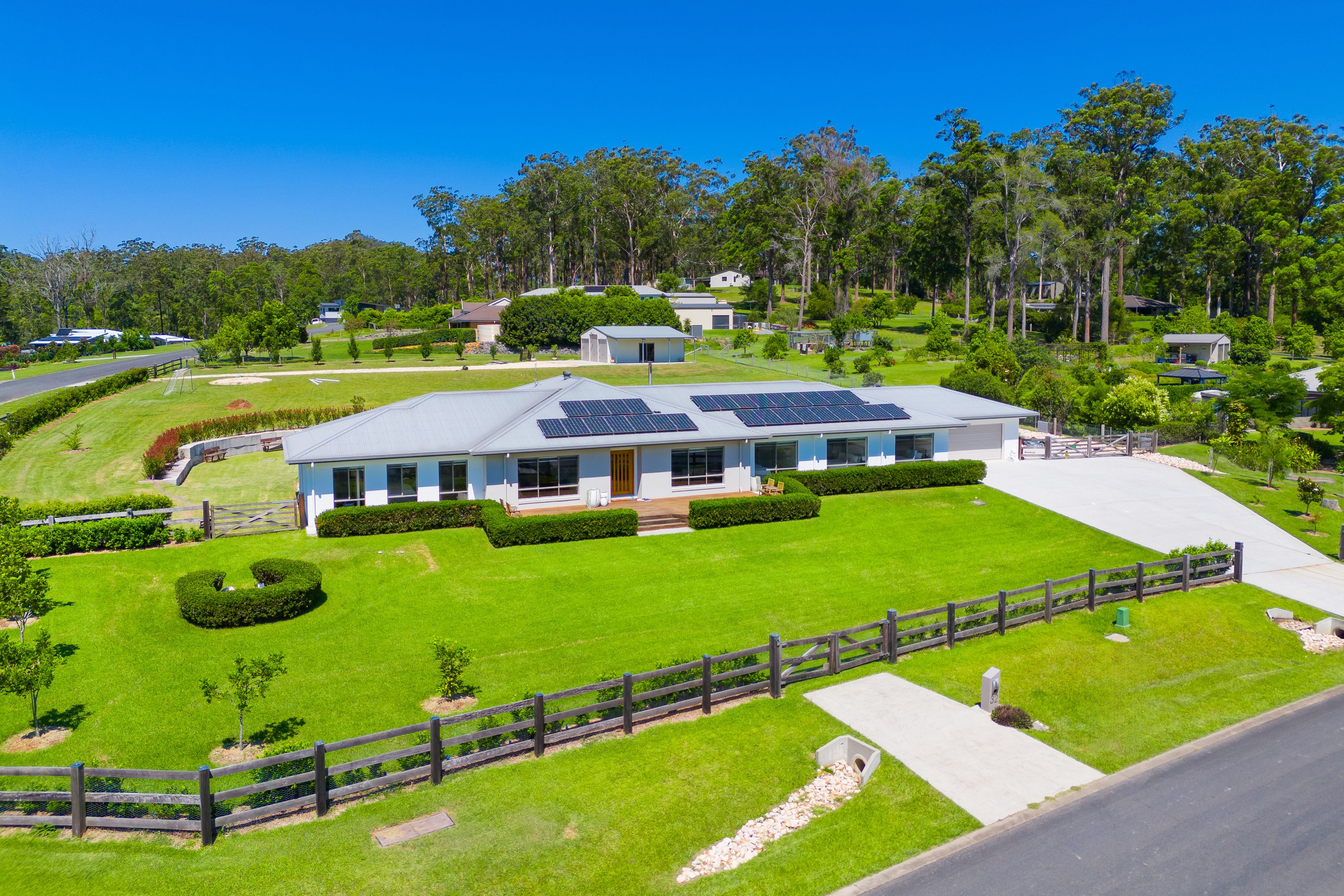 32 Kingaree Place, King Creek NSW 2446