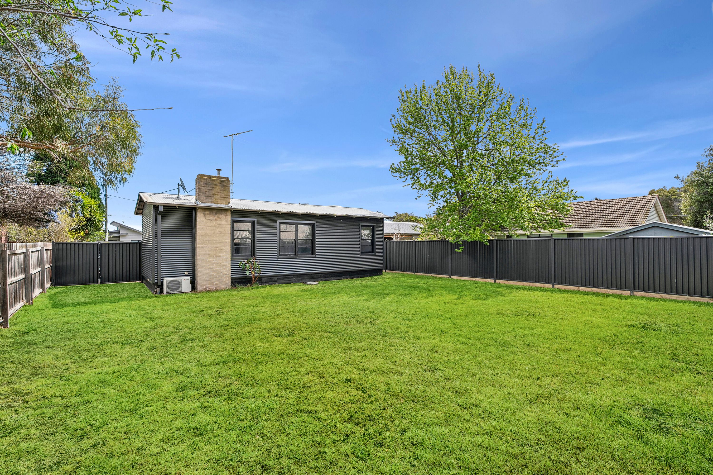 24 Falcon Street, Norlane, VIC 3214