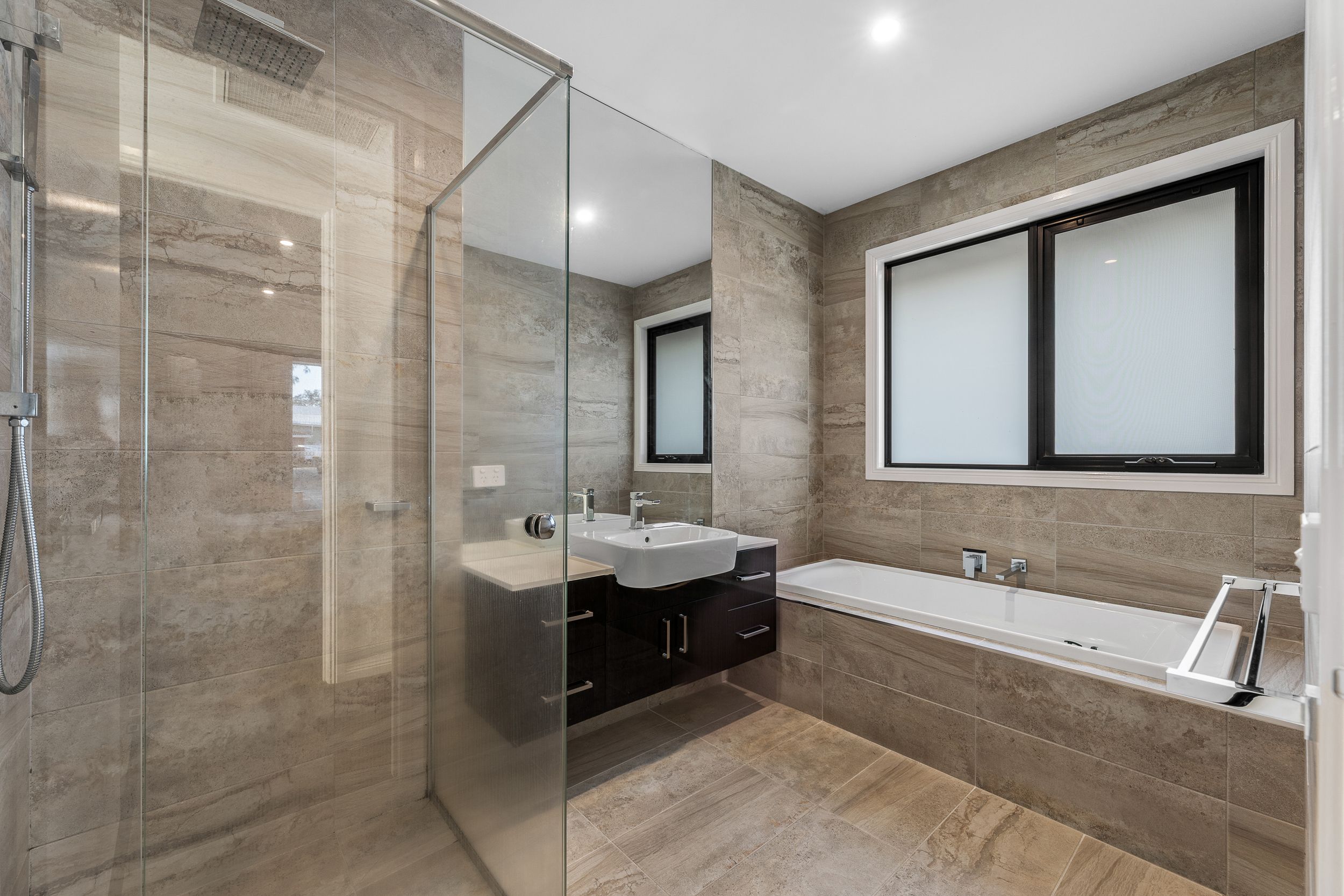 1/45 Peter Street — photo 12 of 17